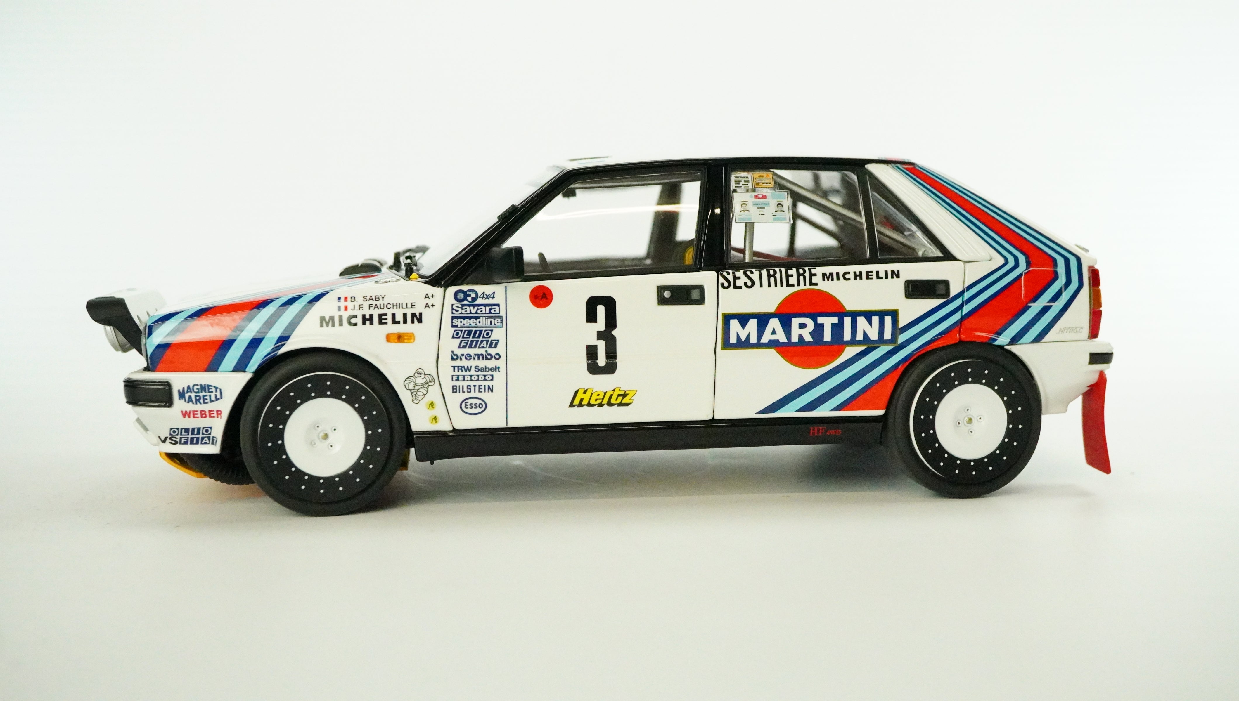 Lancia Delta HF Integrale Martini Rally Nr.3 1:18
