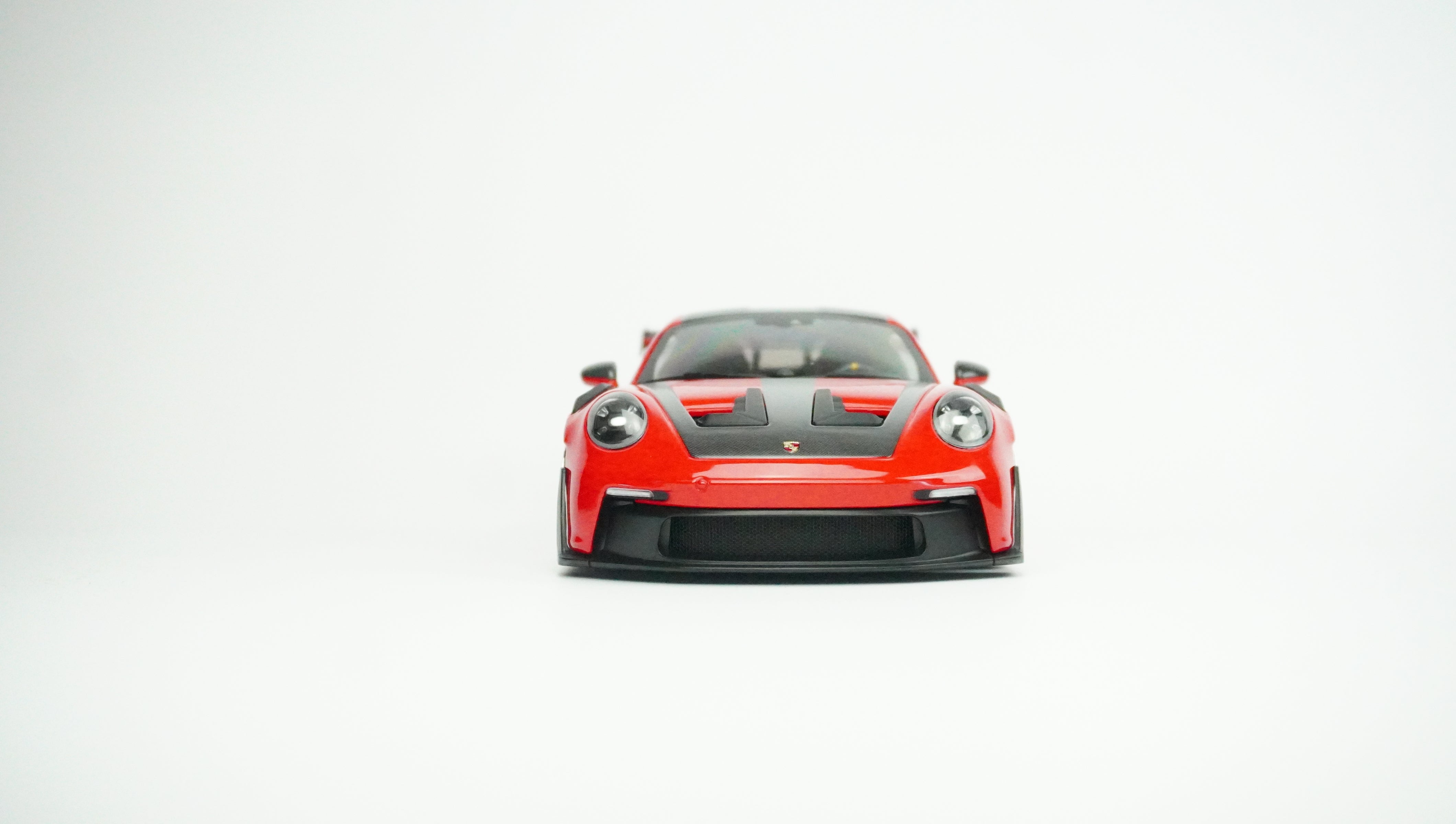 Porsche 911 (992) GT3 RS (Conversion) 2023 1:18