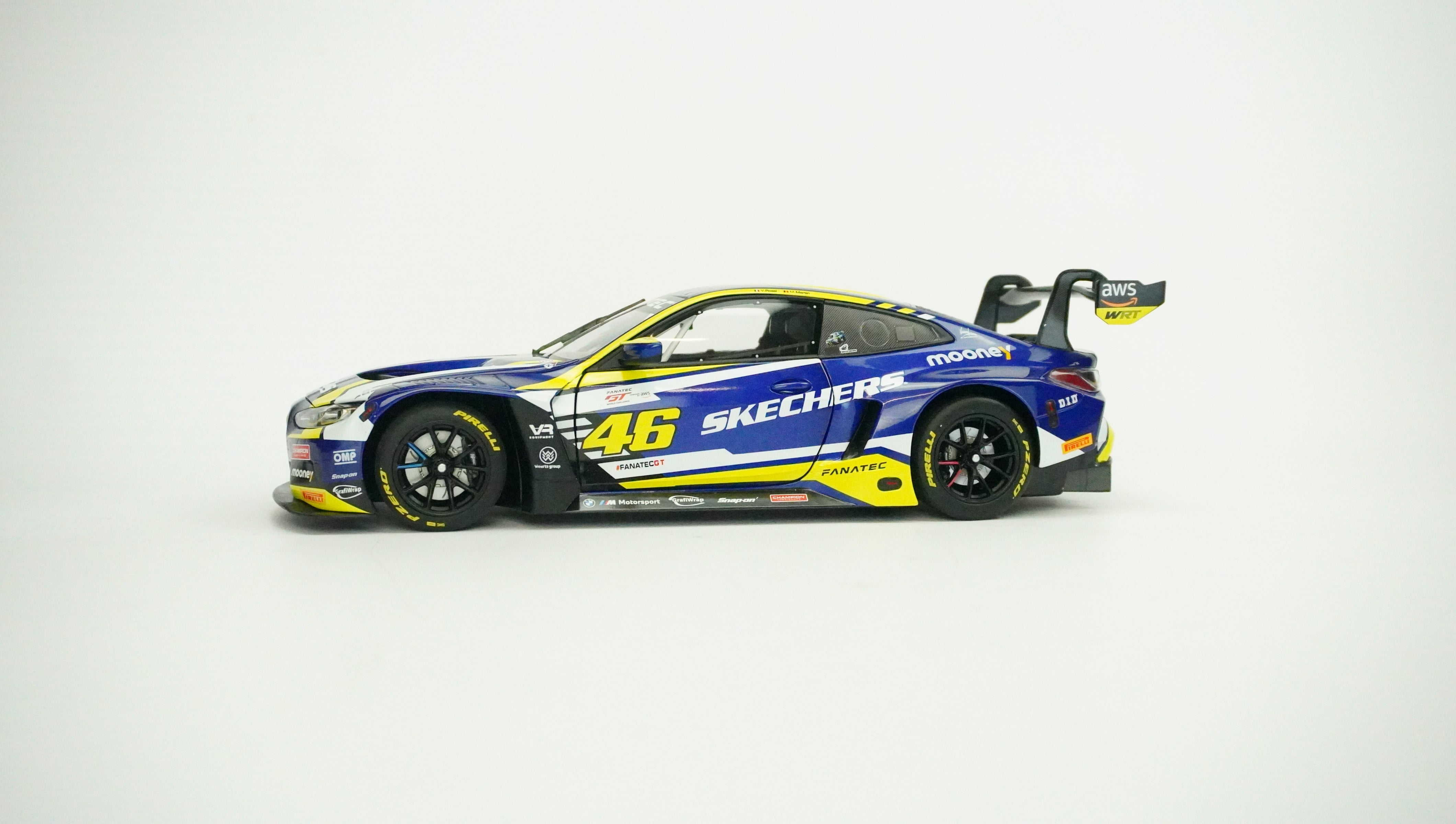 BMW M4 GT3 Racing No. 45 1:18