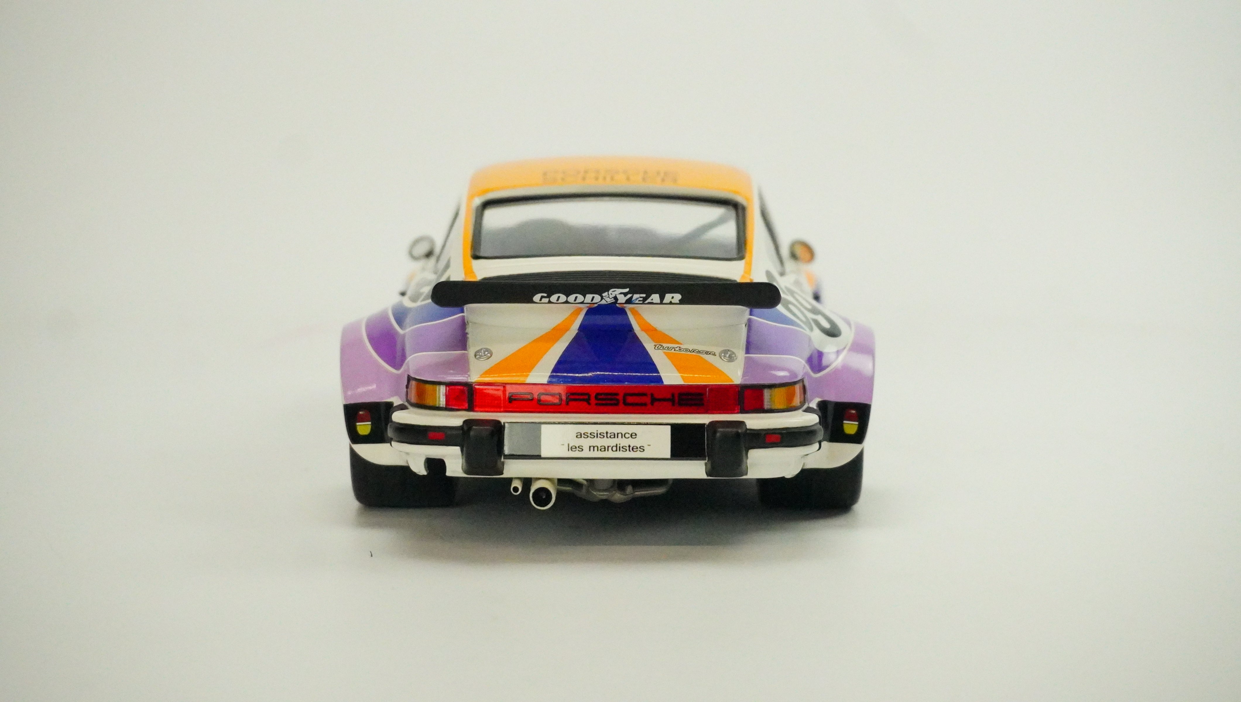 Porsche 934 Racing Nr. 69 Limited 1976 1:18
