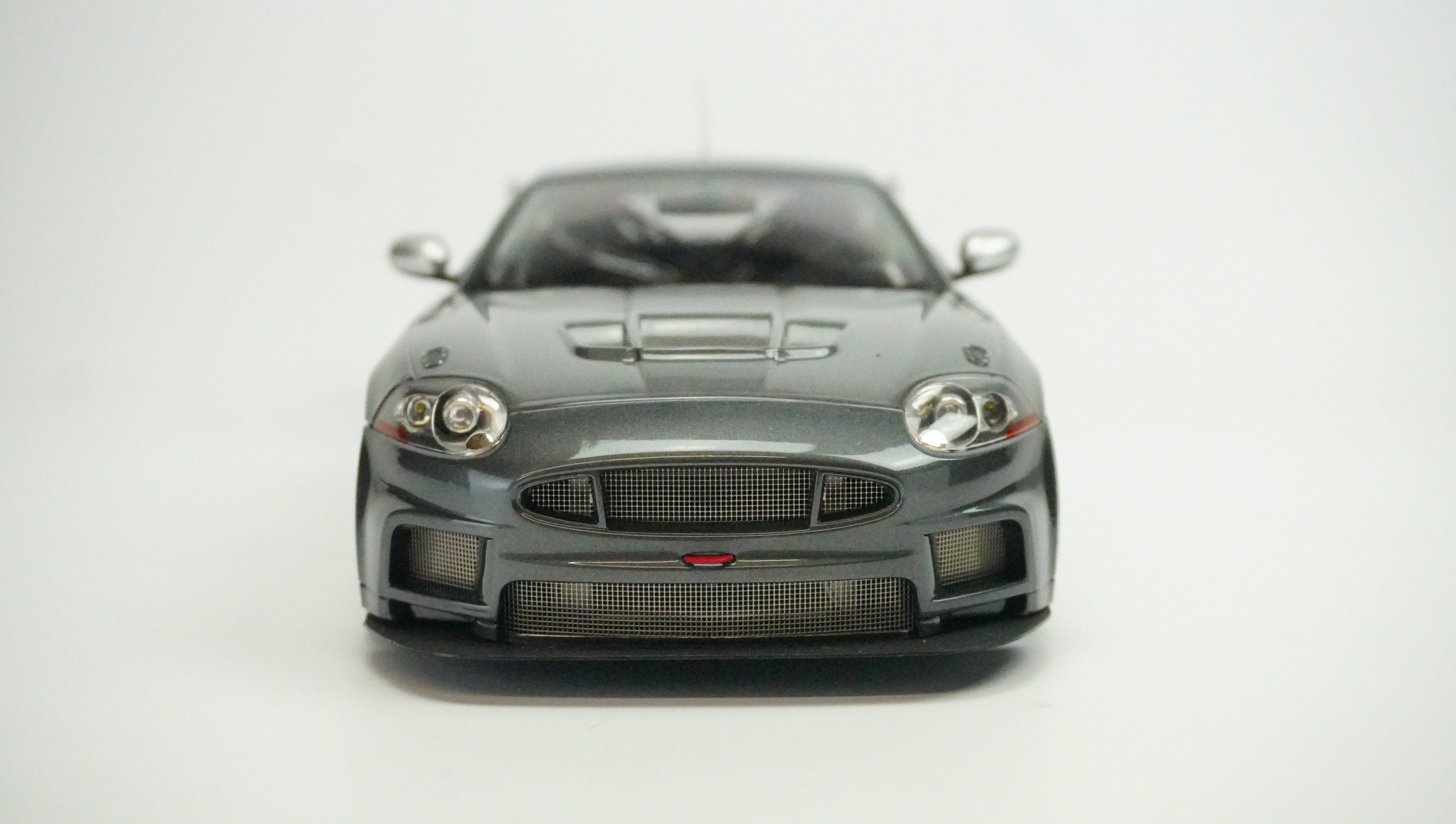 Jaguar XKR GT3 Limited 2008 1:18