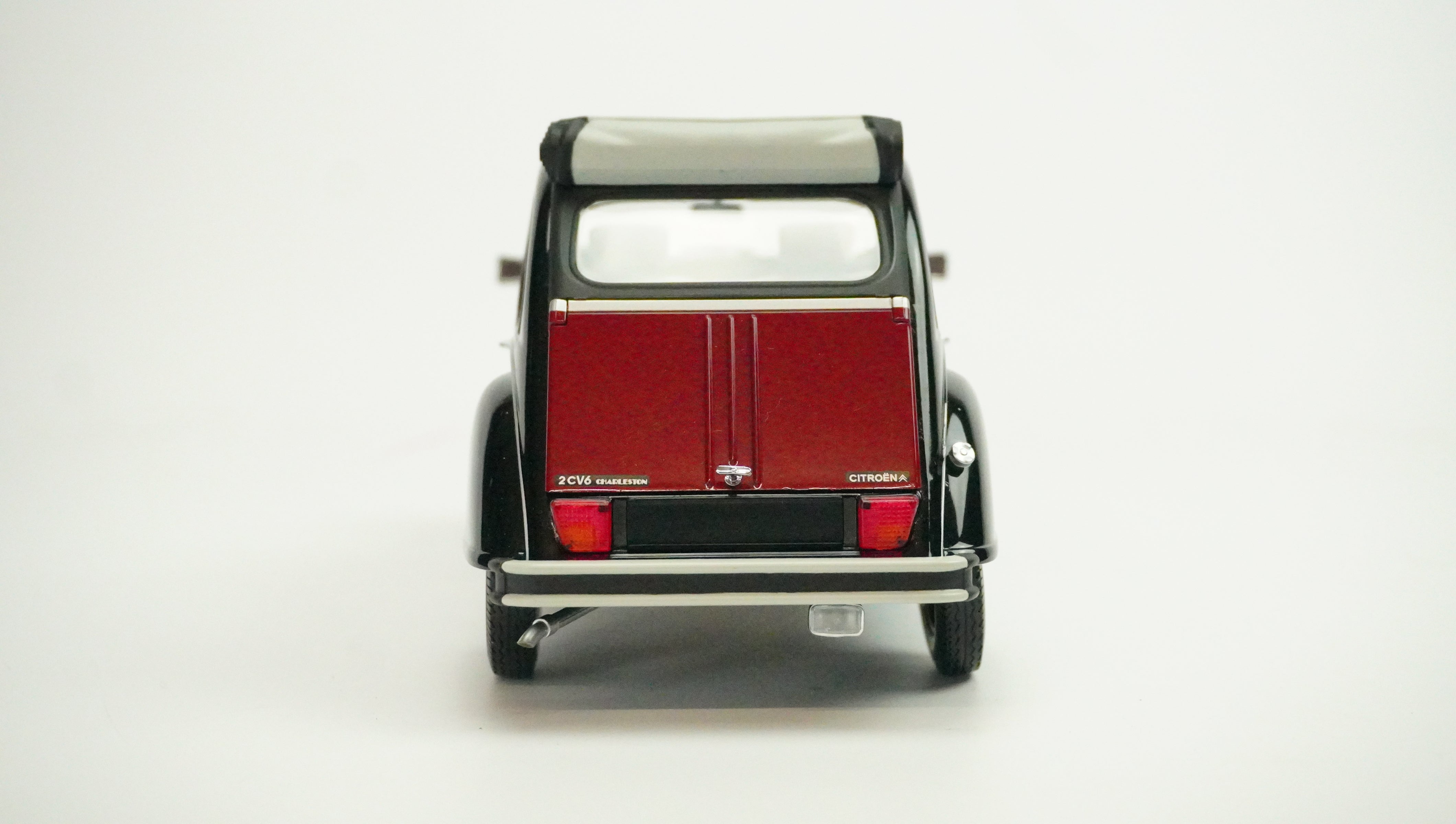 Citroën 2CV Faltdach 1:18