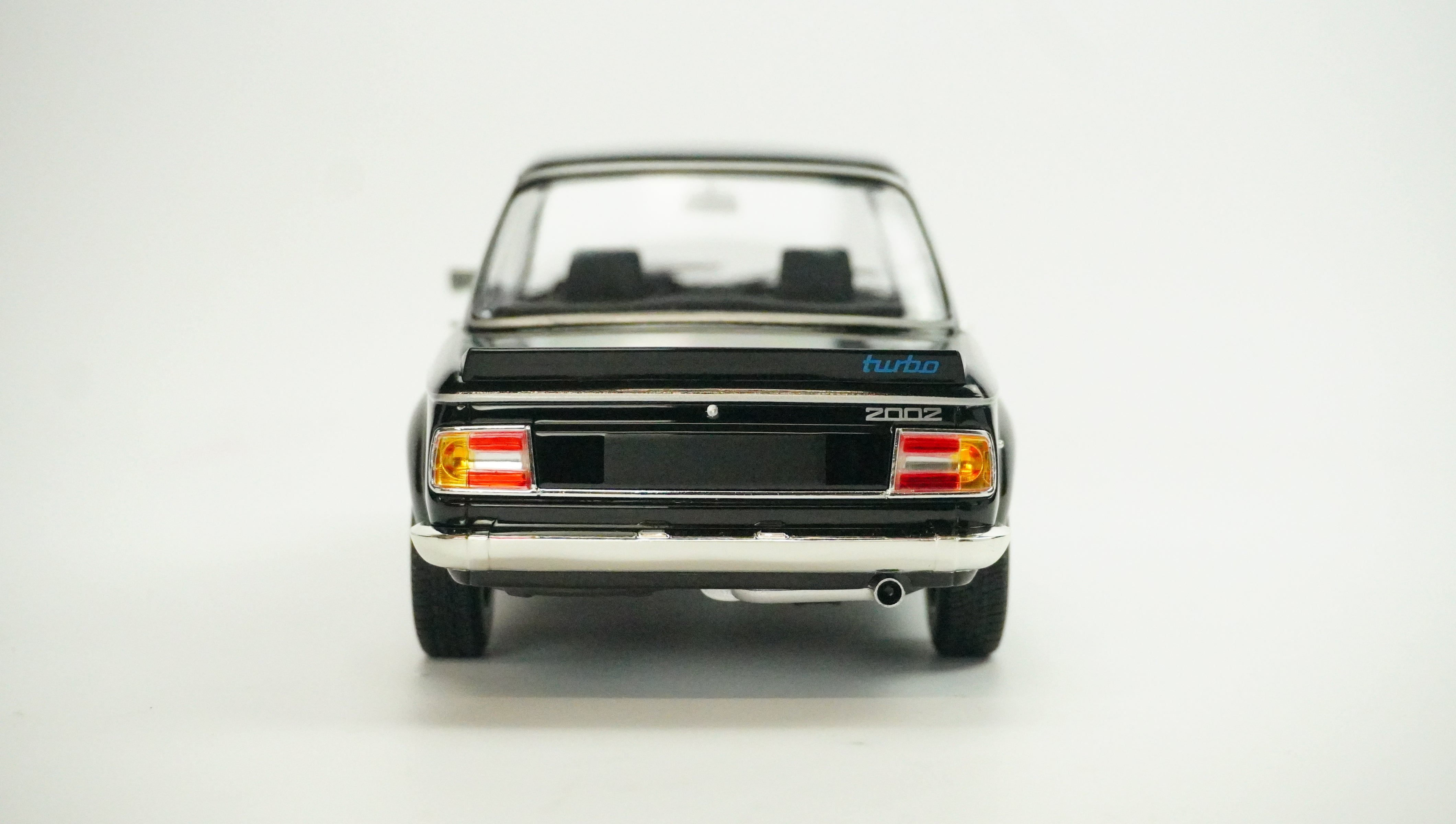 BMW 2002 Turbo Limited 1973 1:18