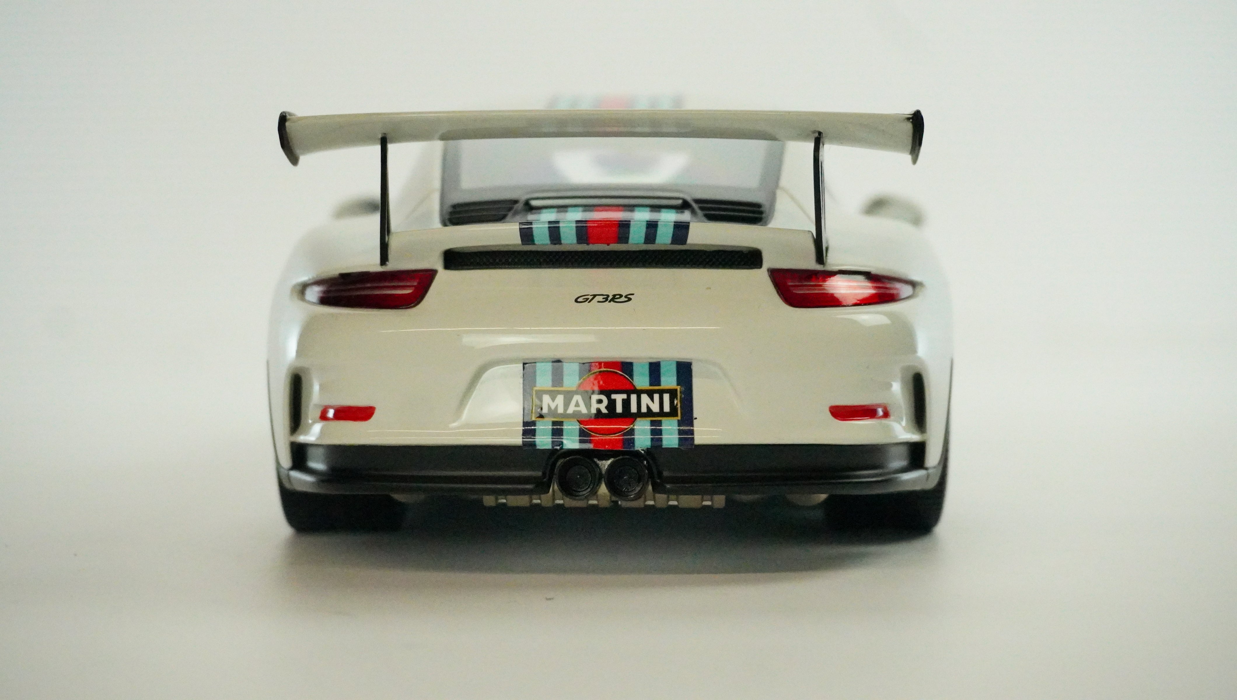 Porsche 911 GT3 RS Martini Racing 79 Rarity 2015 1:18
