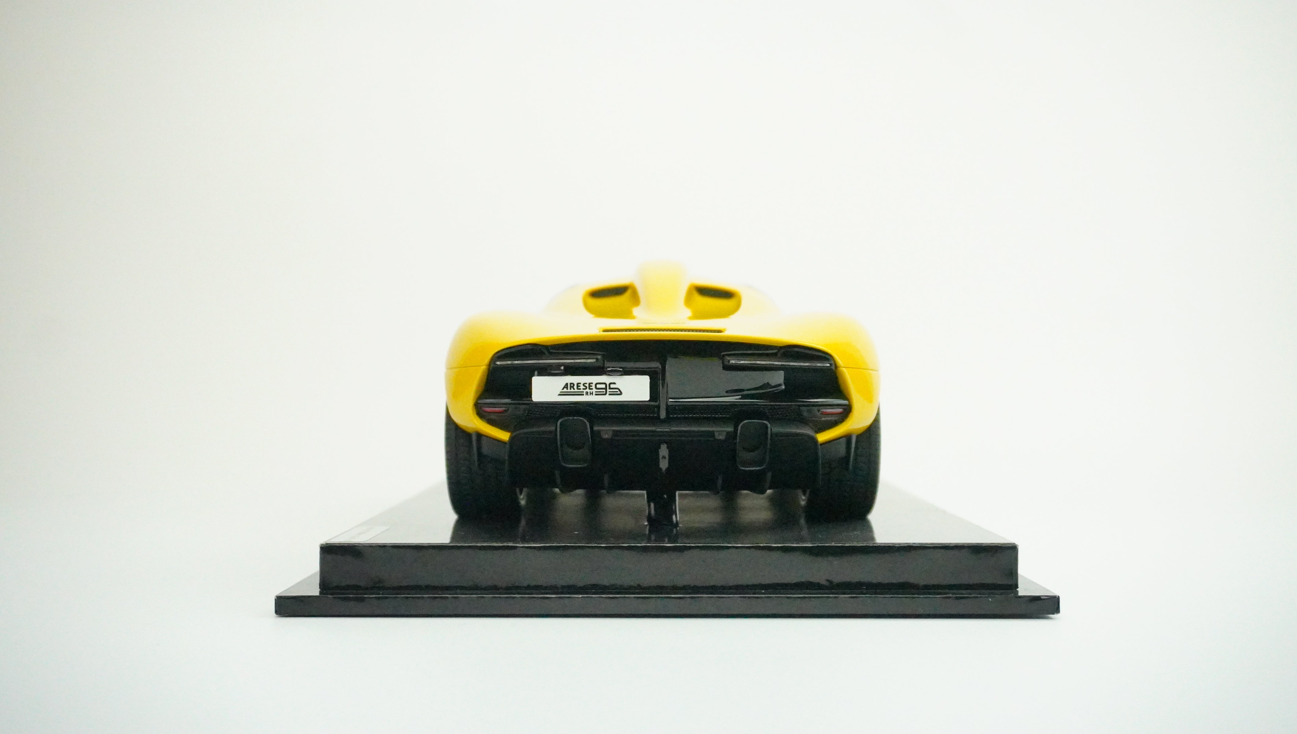 Superleggera Arese RH95 Limited (incl. Showcase) 2021 1:18
