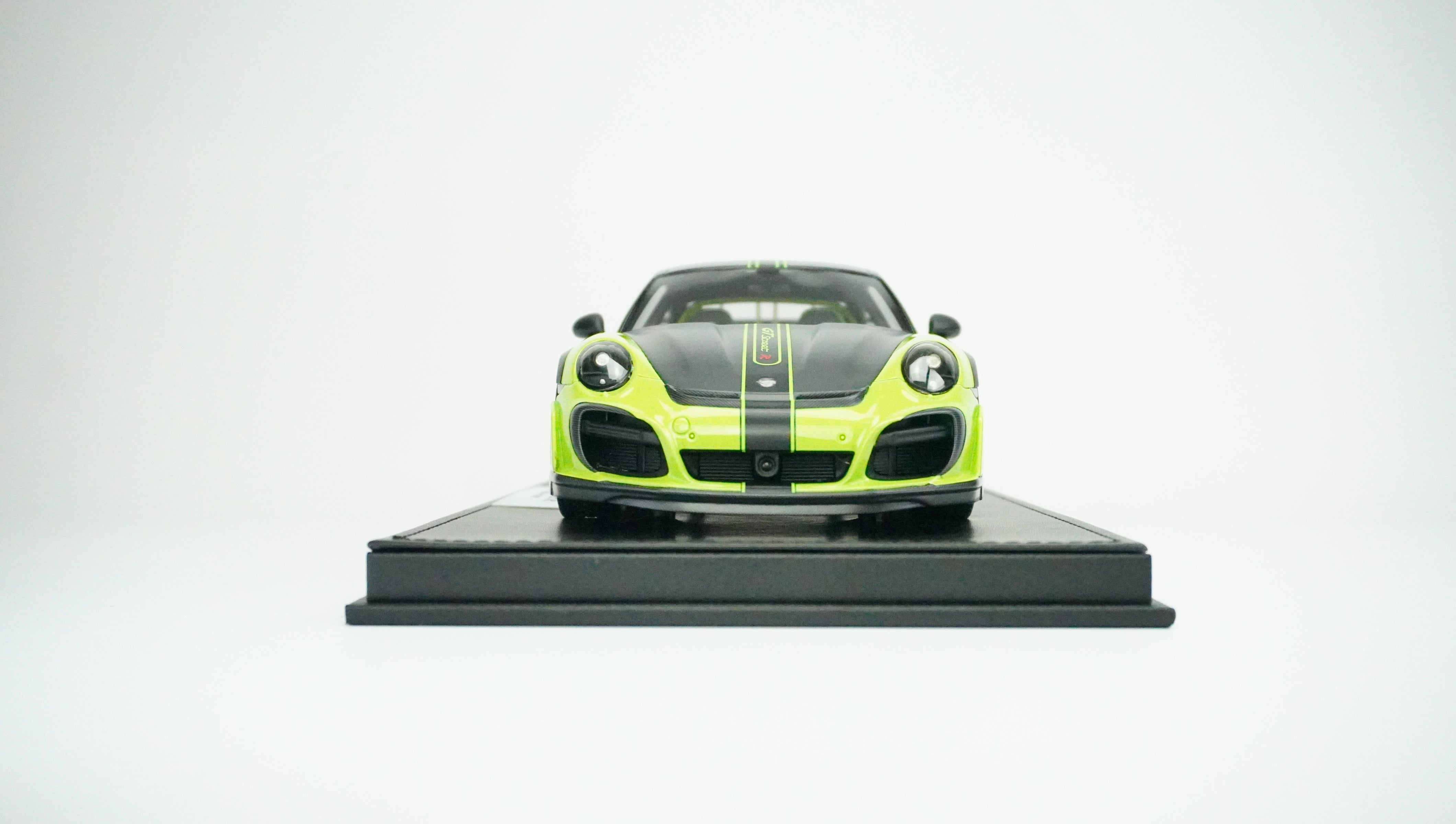 Porsche GT Street R Limited (incl. Showcase) 1:18