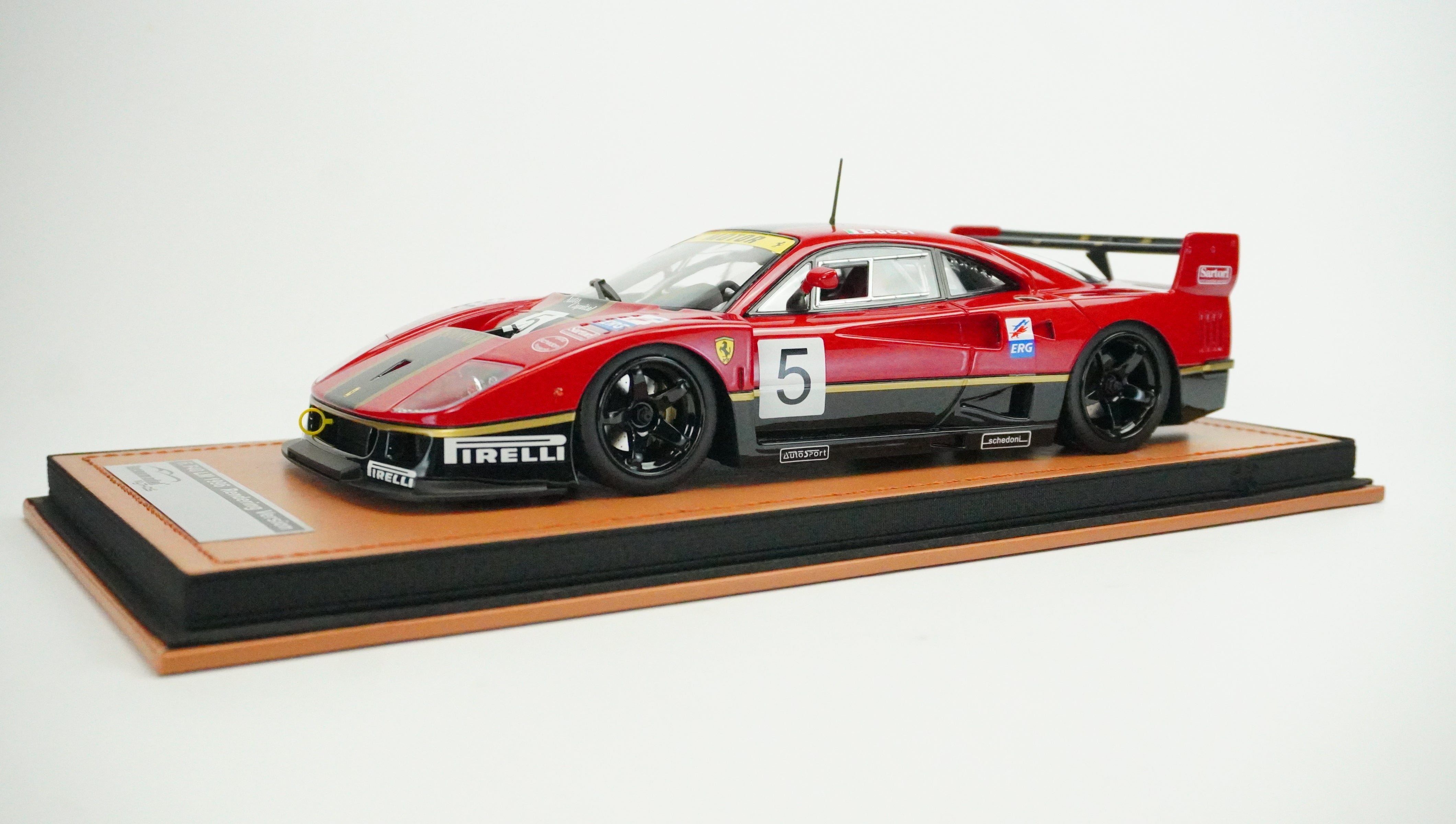 Ferrari F40 LM Racing No. 5 Limited (incl. Showcase) 1996 1:18