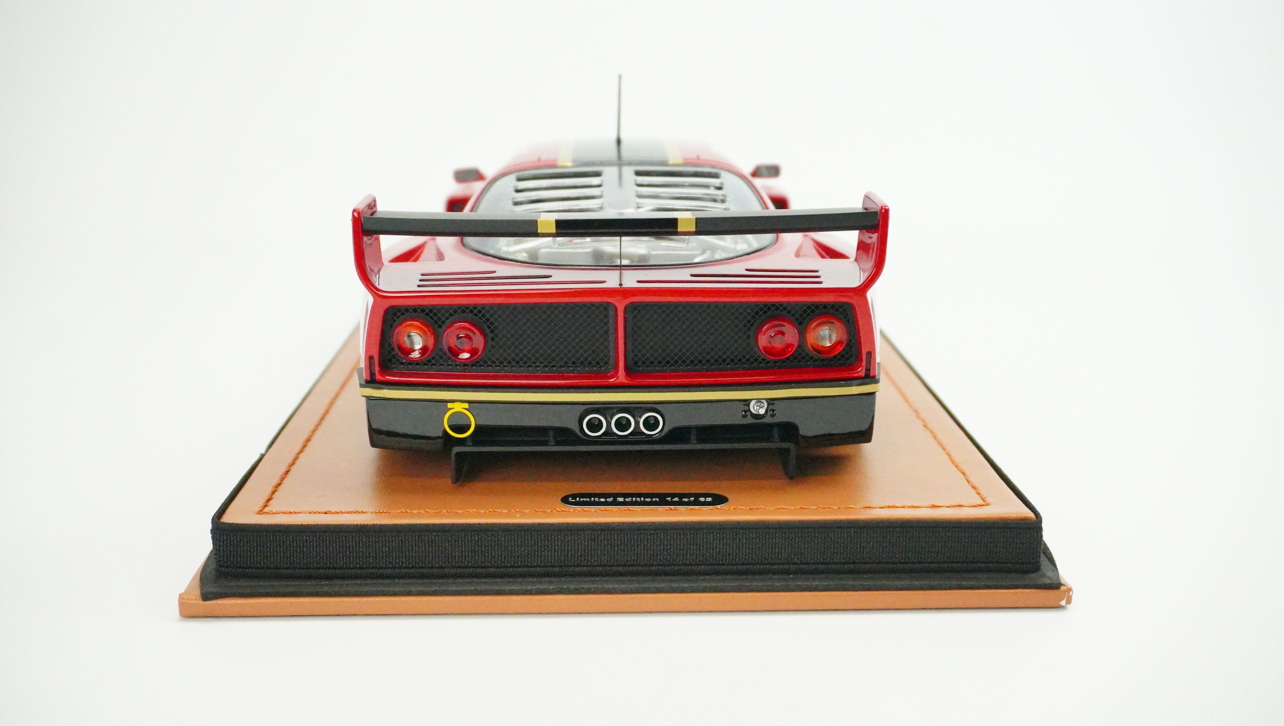 Ferrari F40 LM Racing No. 5 Limited (incl. Showcase) 1996 1:18