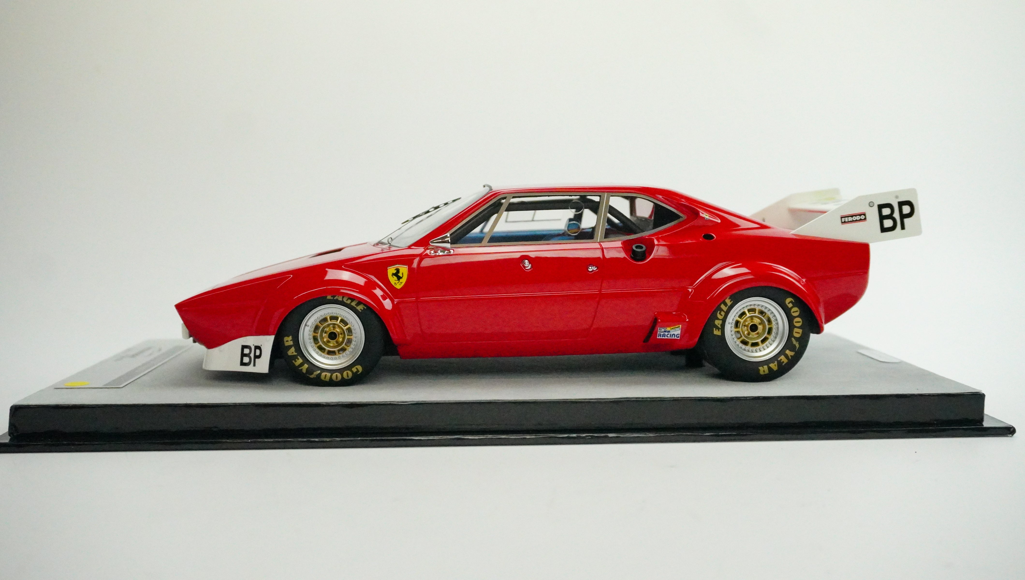 Ferrari 308 GTB4 LM Limited 1974 1:18