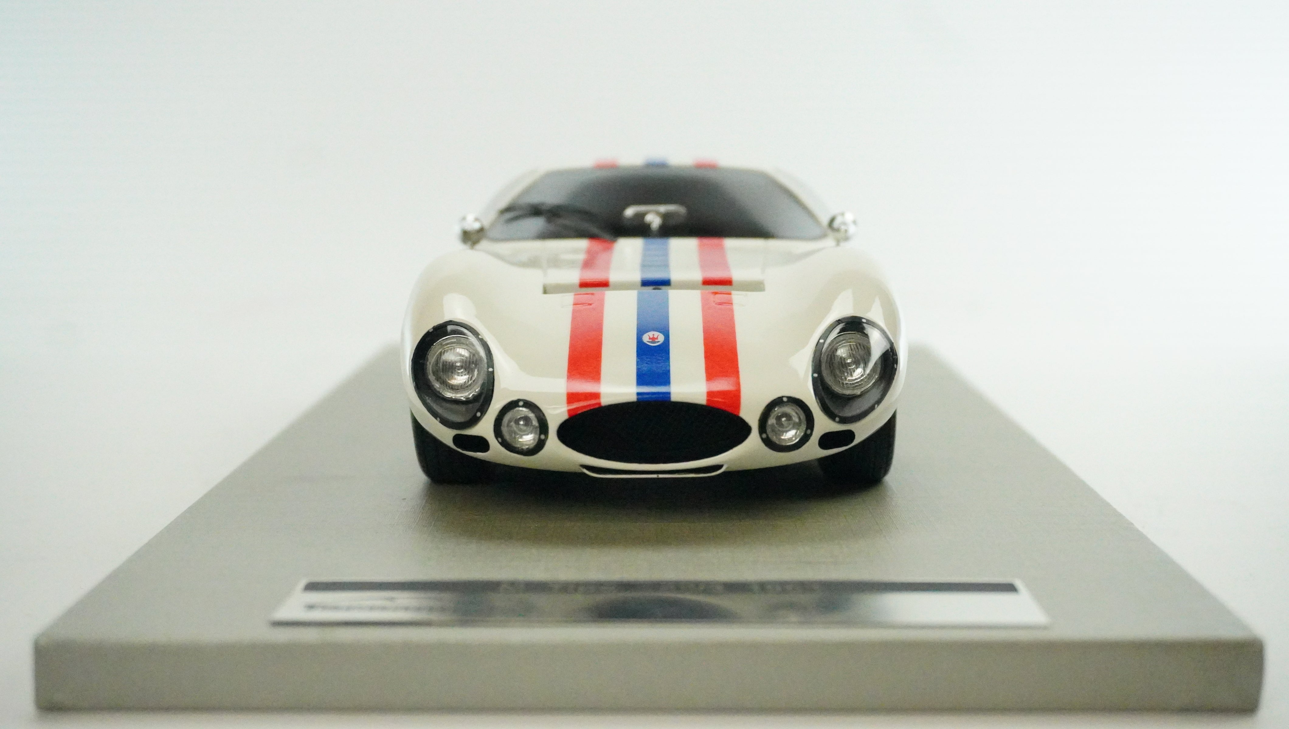 Maserati Tipo 151/3 Racing No.21 Limited (without box) 1963 1:18