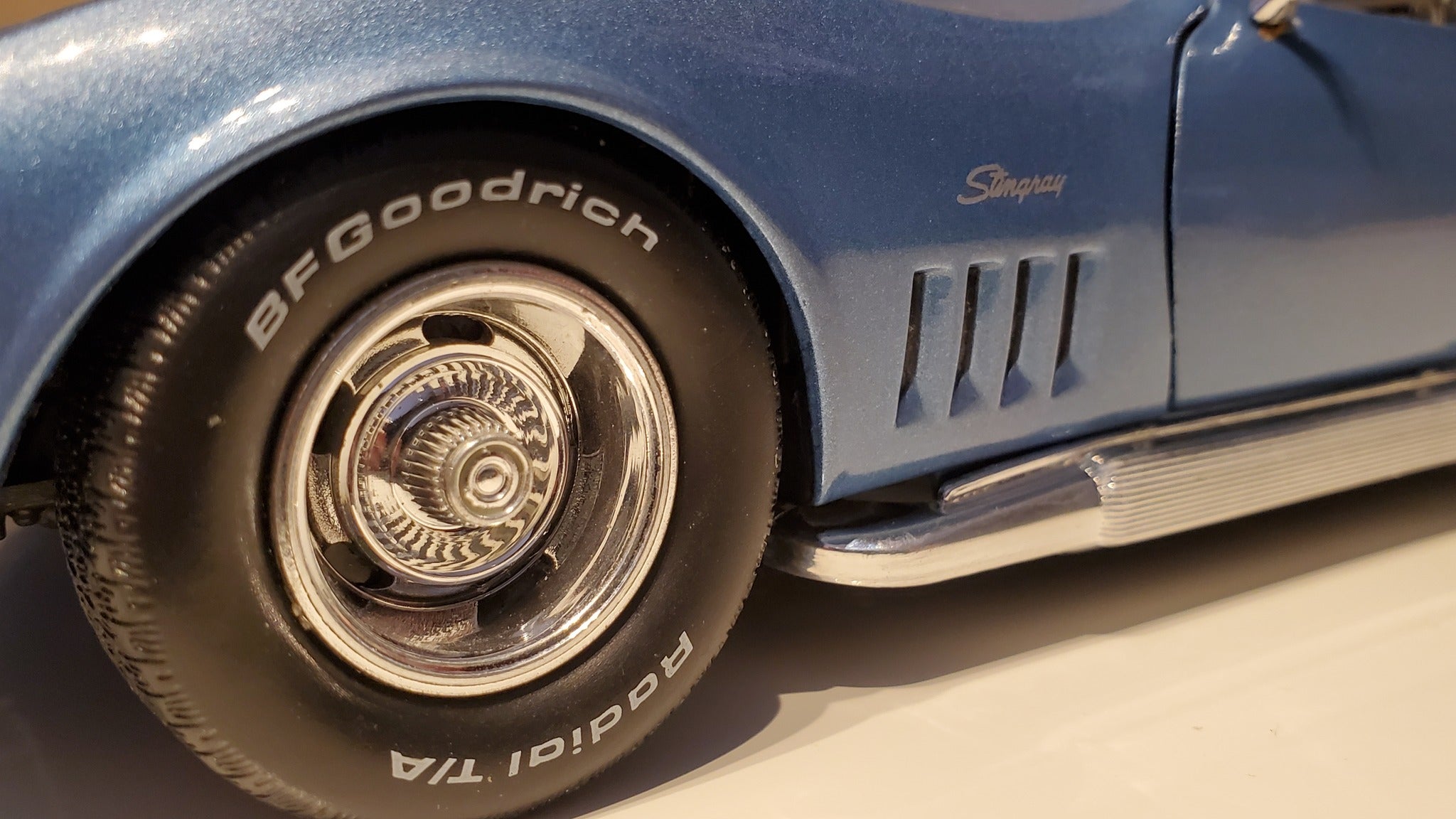 Chevrolet Corvette Stingray Spyder 1969 1:18