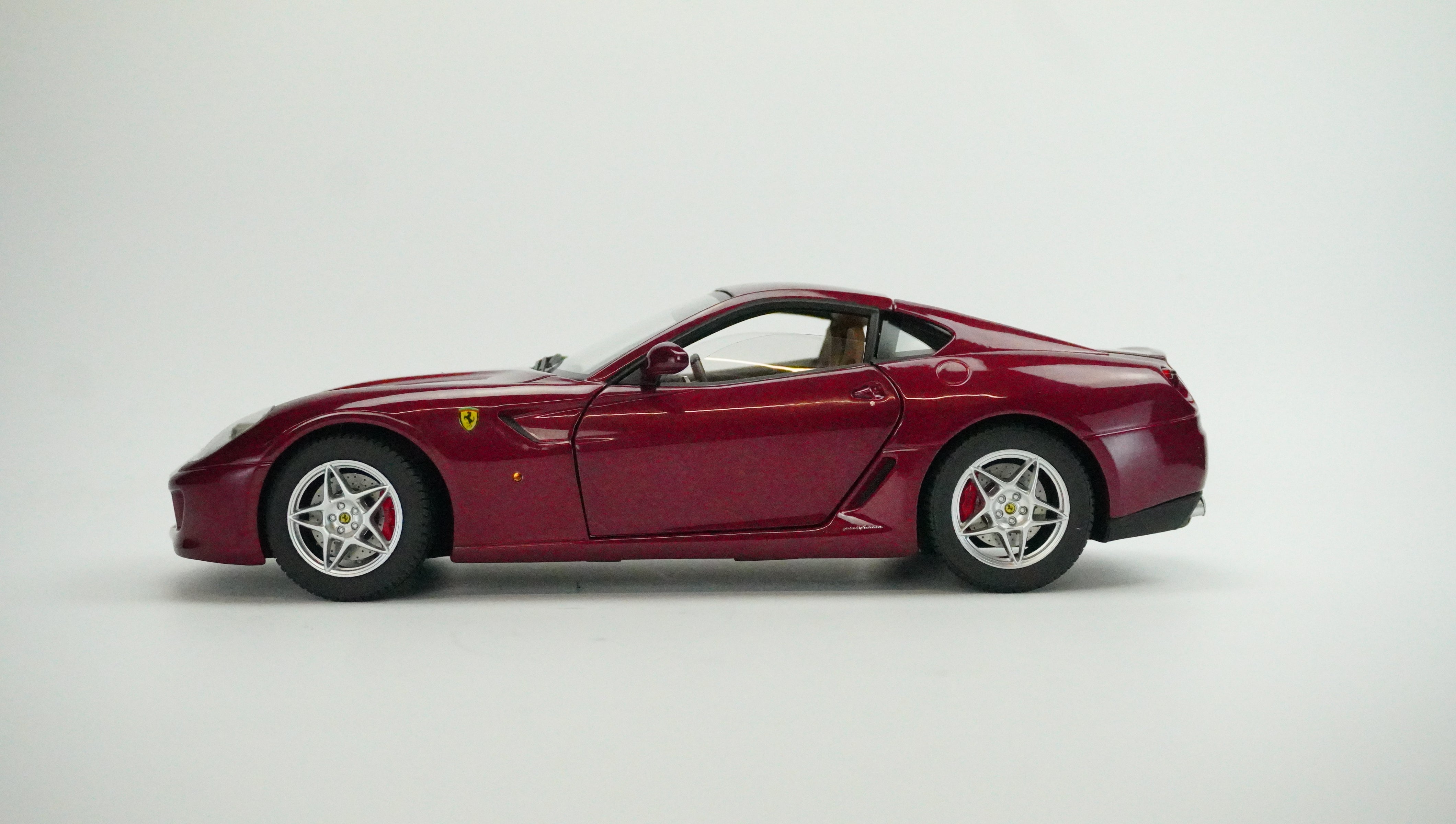 Ferrari 599 GTB Fiorano Limited 2006 1:18