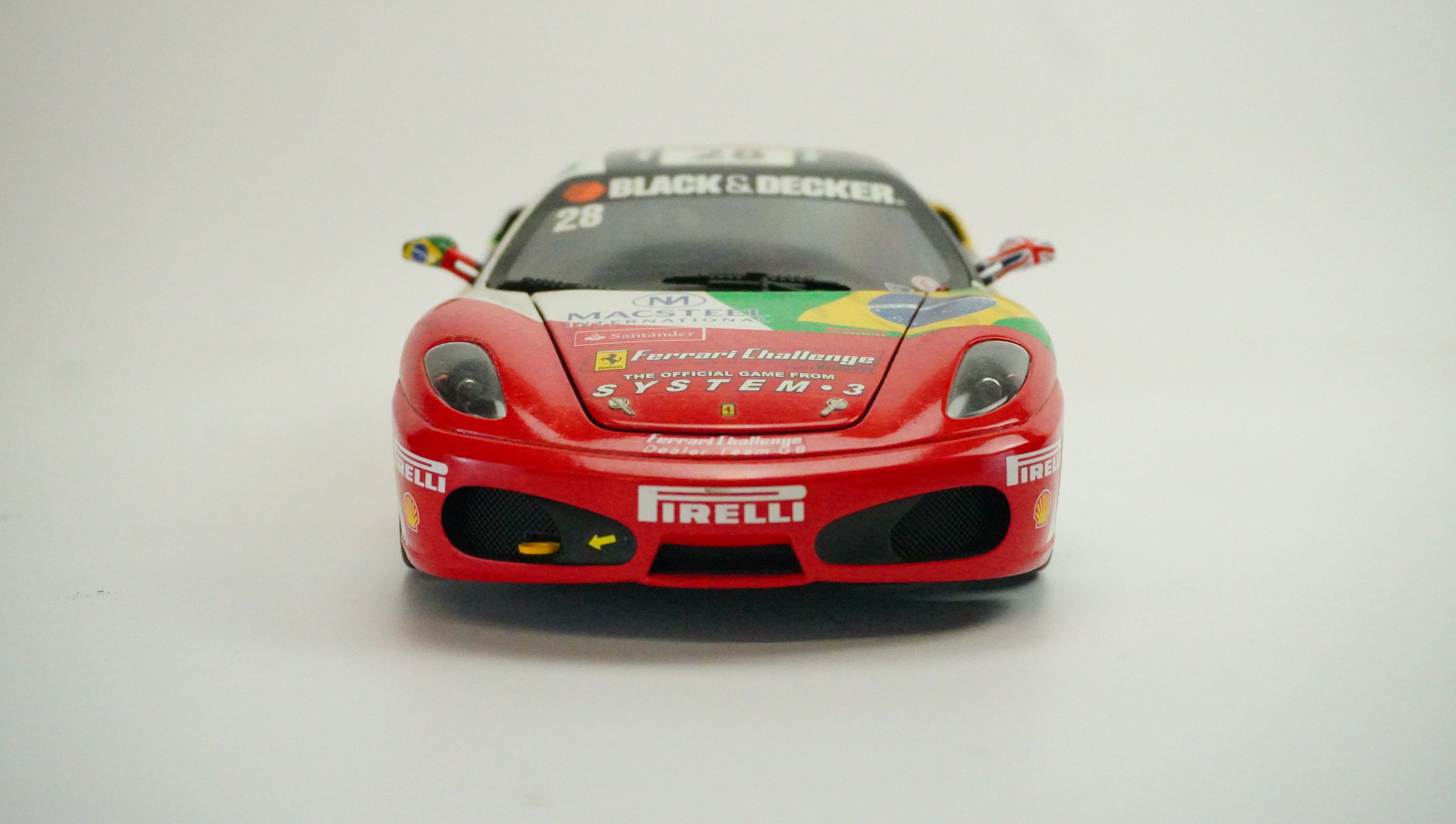 Ferrari F430 Challenge Racing No. 28 Limited 1:18