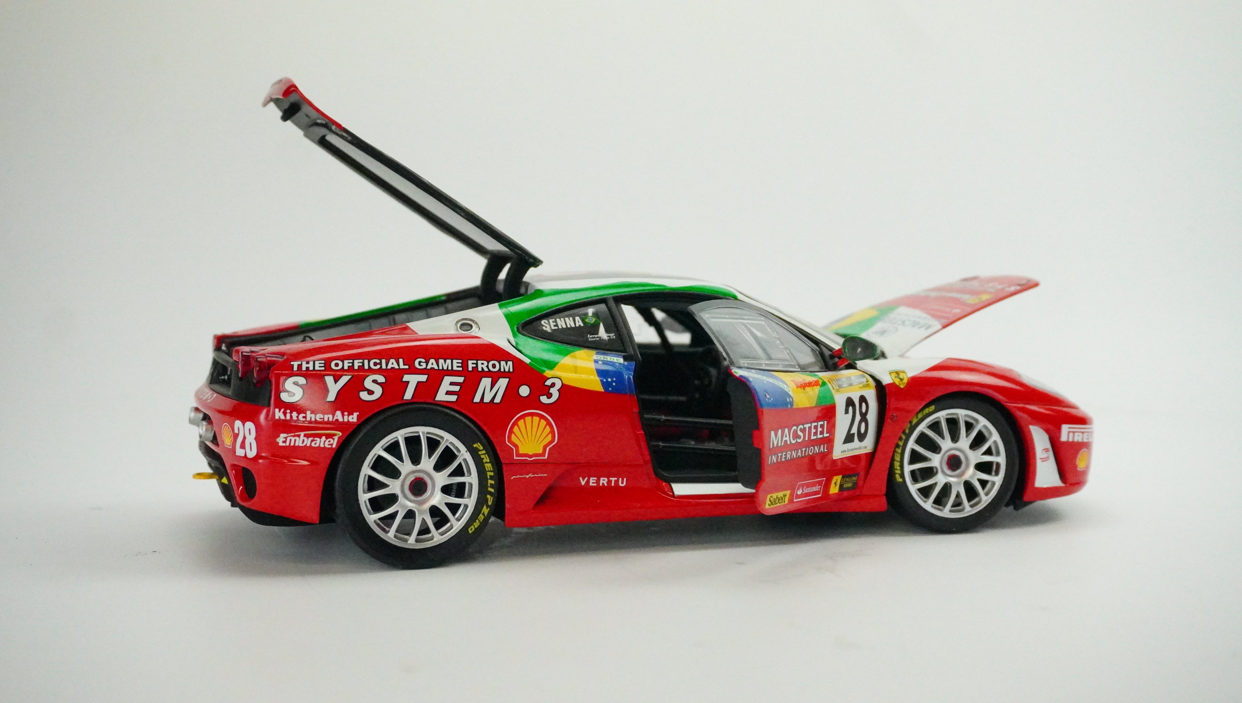Ferrari F430 Challenge Racing No. 28 Limited 1:18