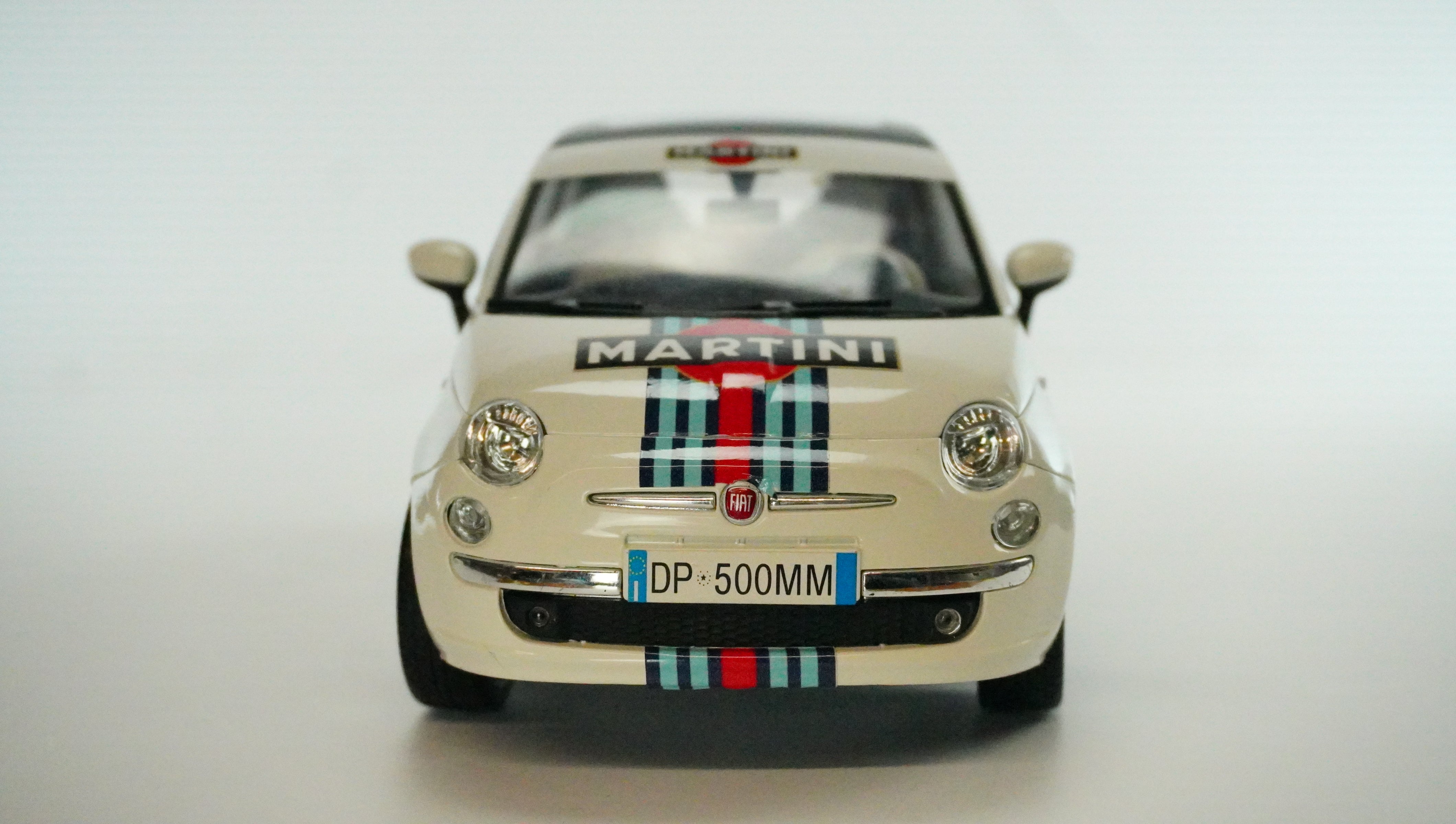Fiat 500 Martini Racing Nr.13 Rarität 1:18