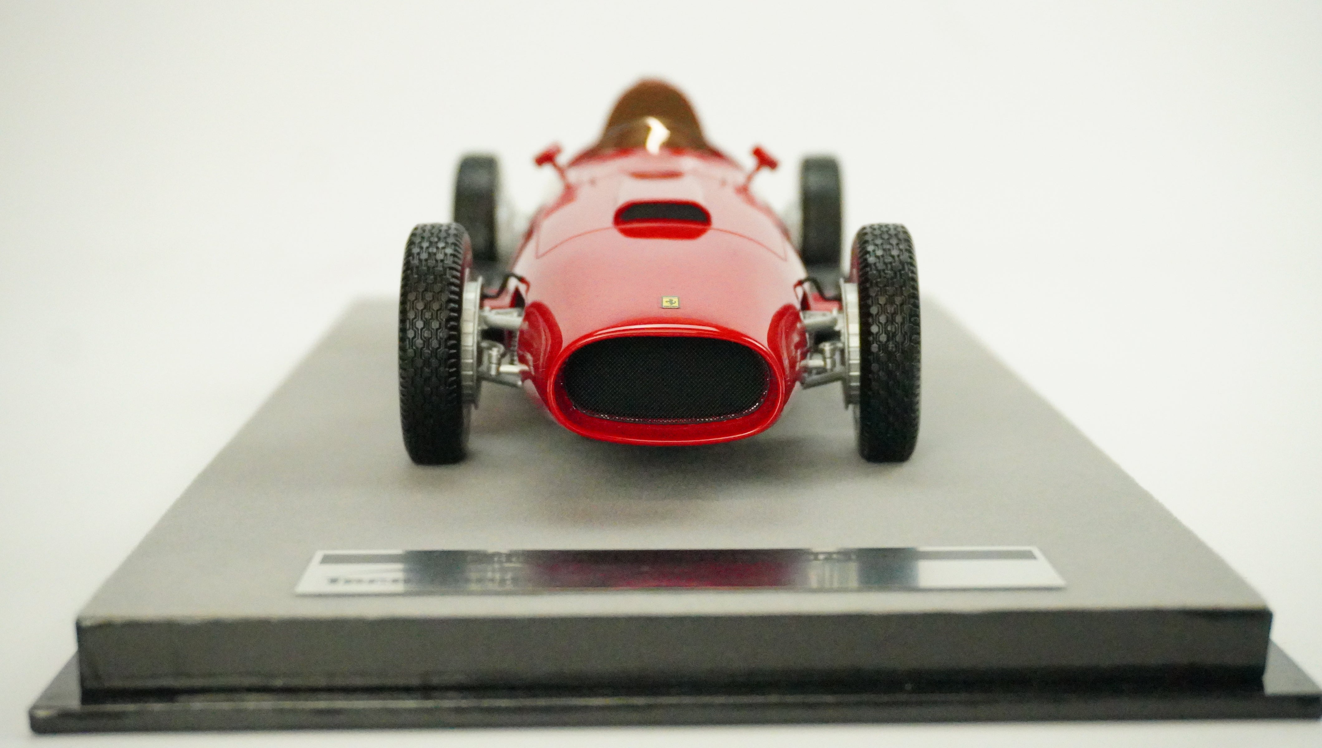 Ferrari 801 F1 Press Version Limited (no box) 1957 1:18