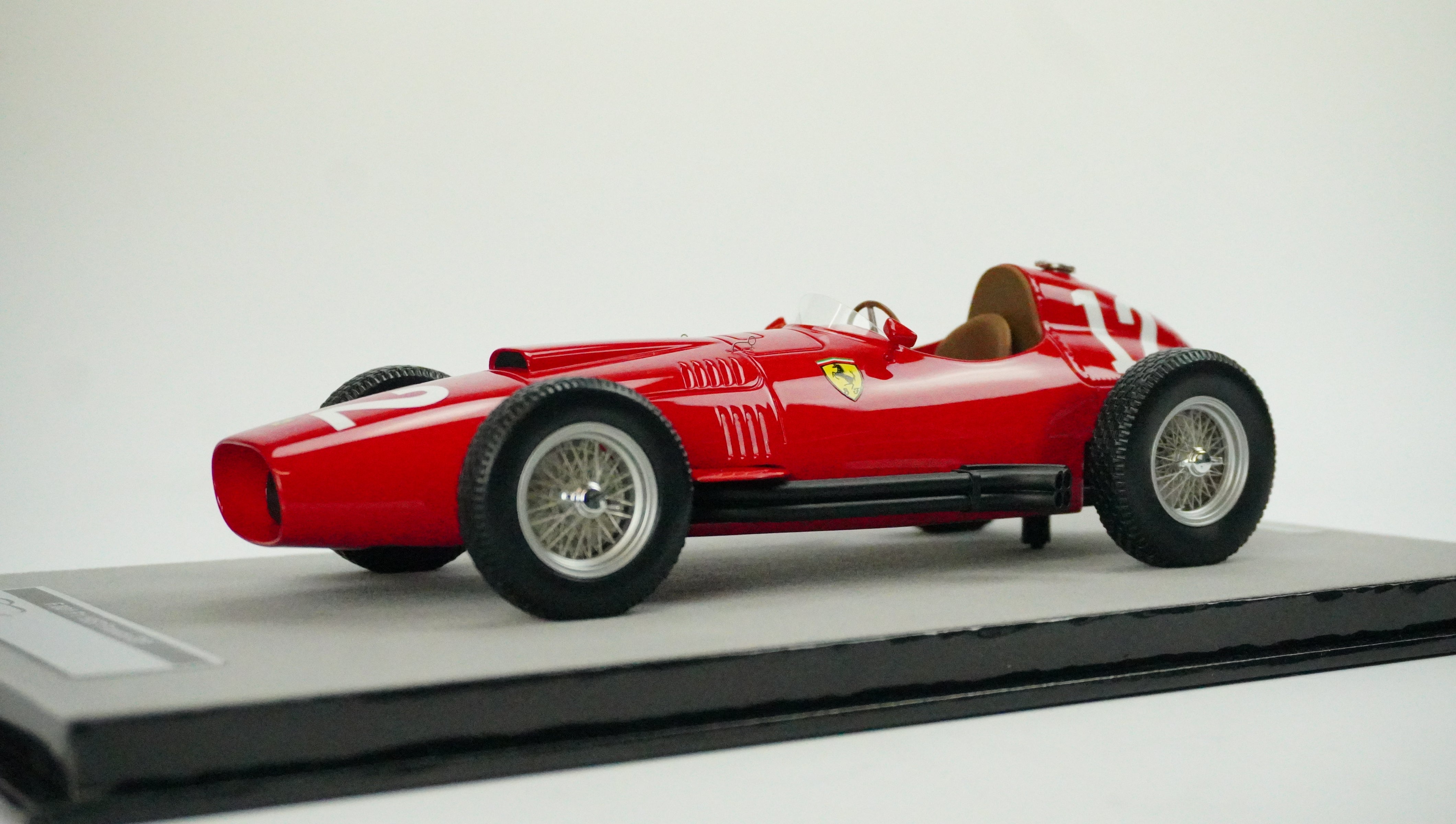 Ferrari 801 F1 Racing No.12 Limited (without box) 1957 1:18