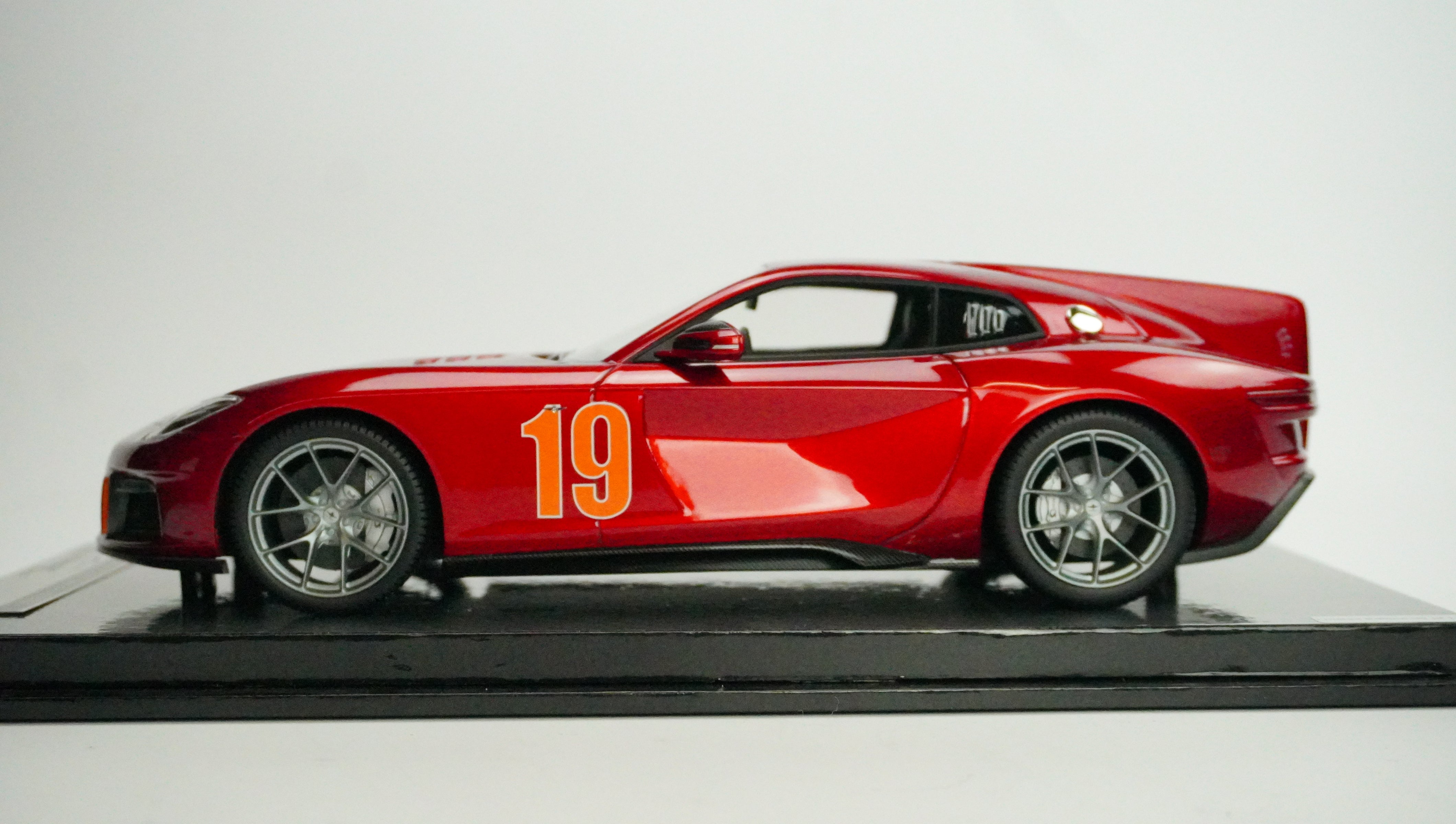Aero 3 by Touring Superleggera Limited (No Box) 2020 1:18