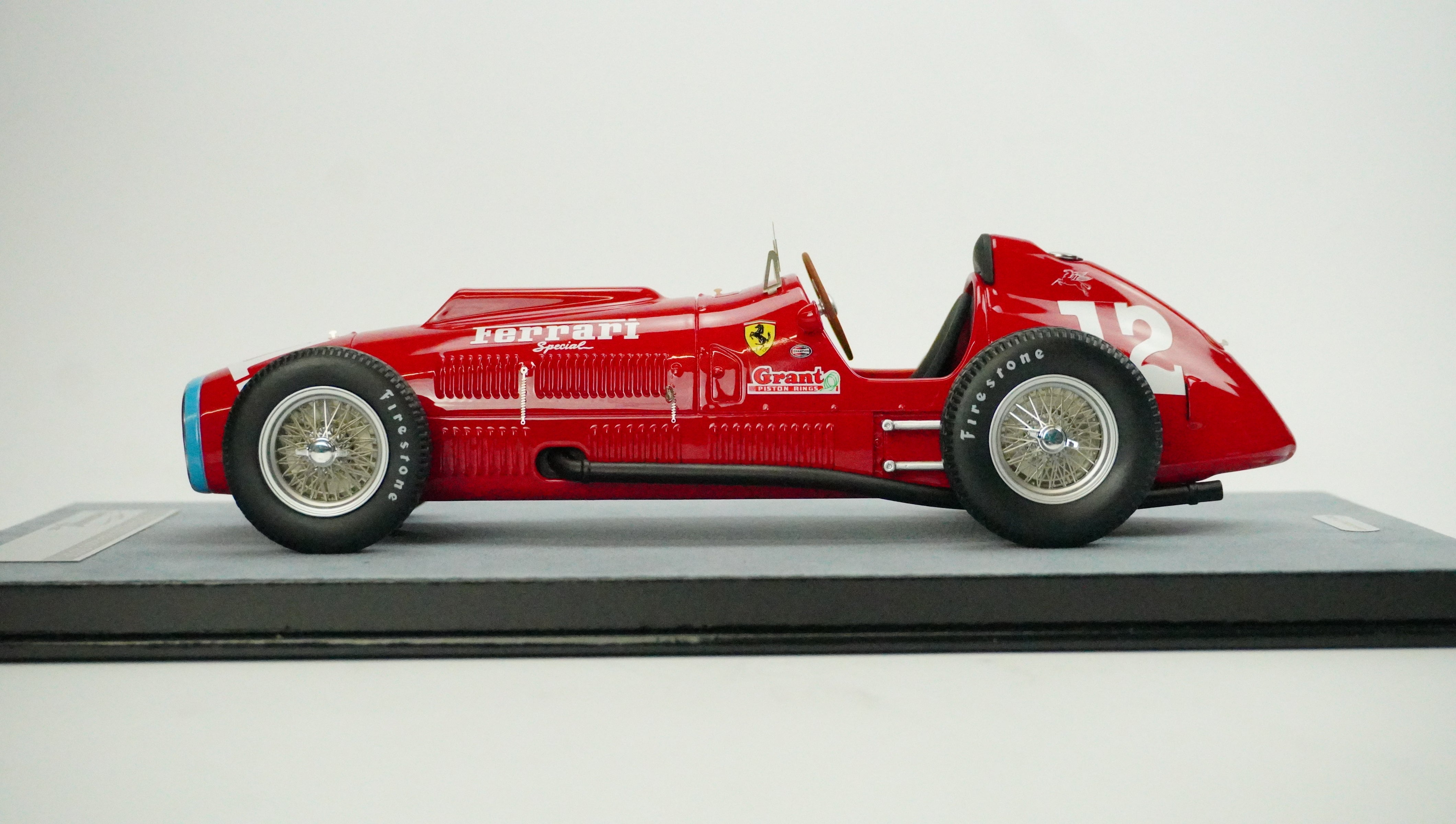Ferrari 375 F1 Indy No. 12 A. Ascari Limited (no box) 1952 1:18