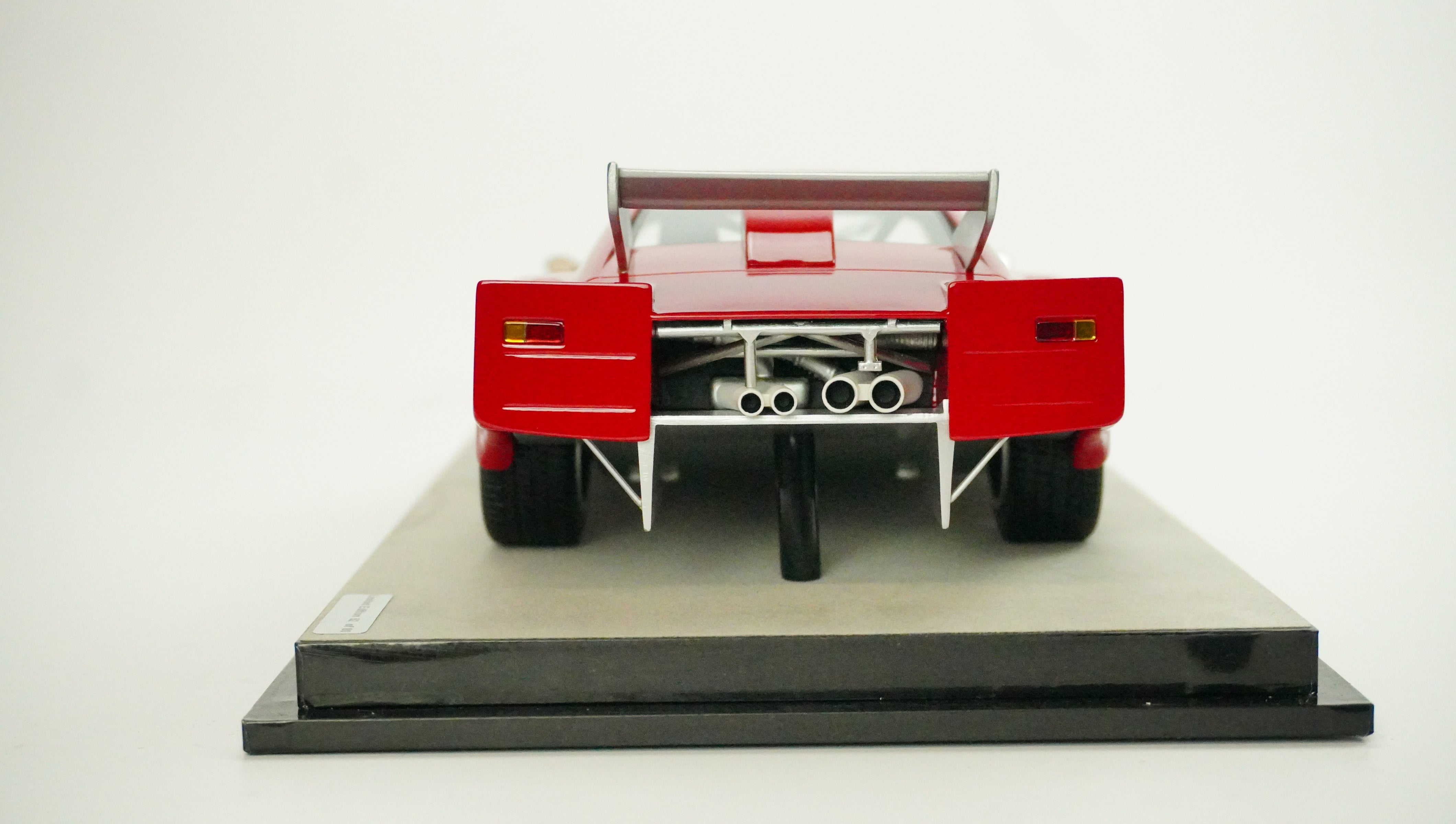 Ferrari 308 GTB Turbo Racing No.8 Limited (no box) 1981 1:18