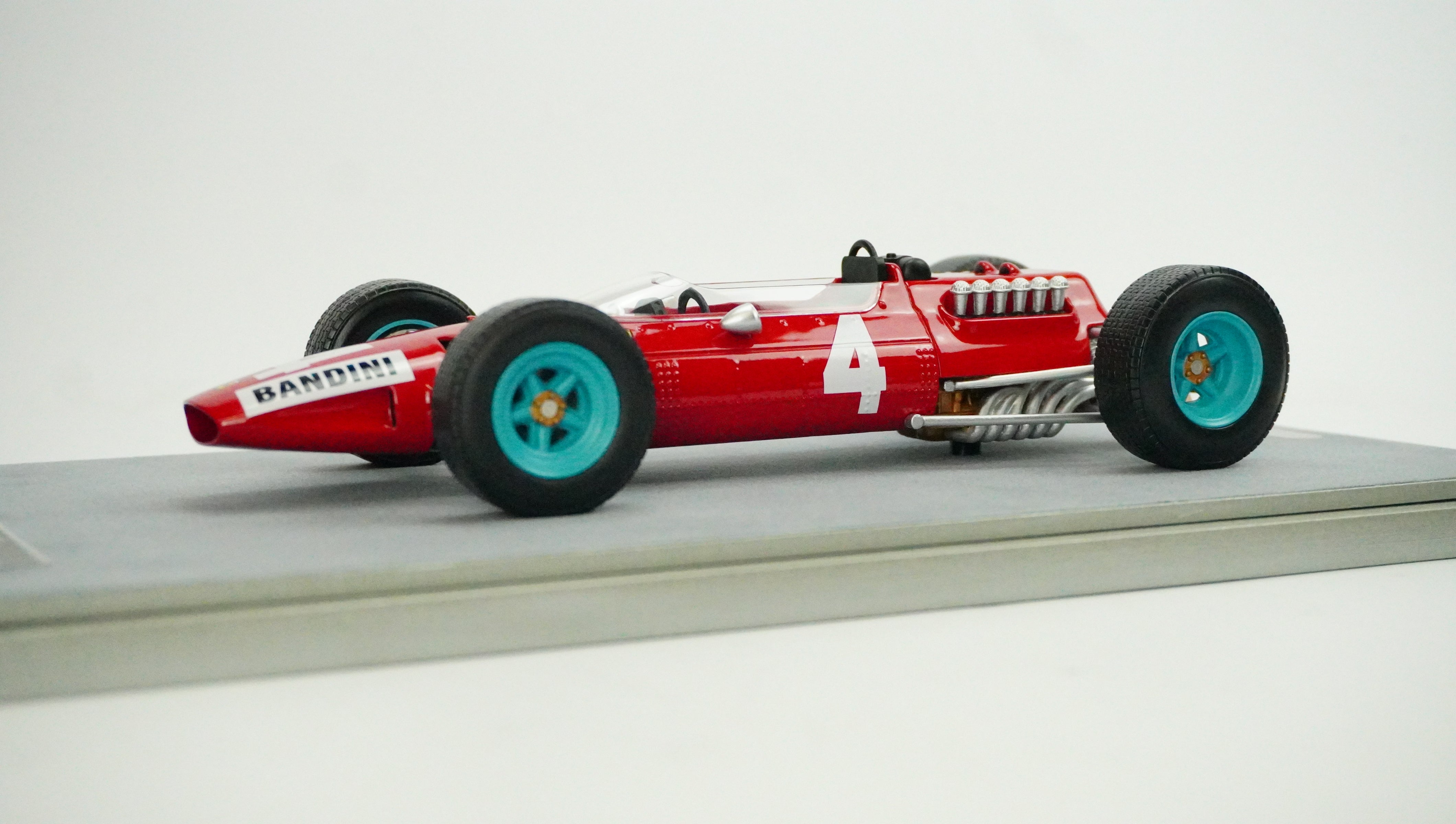 Ferrari 512 F1 Racing No.4 Limited (no box) 1965 1:18