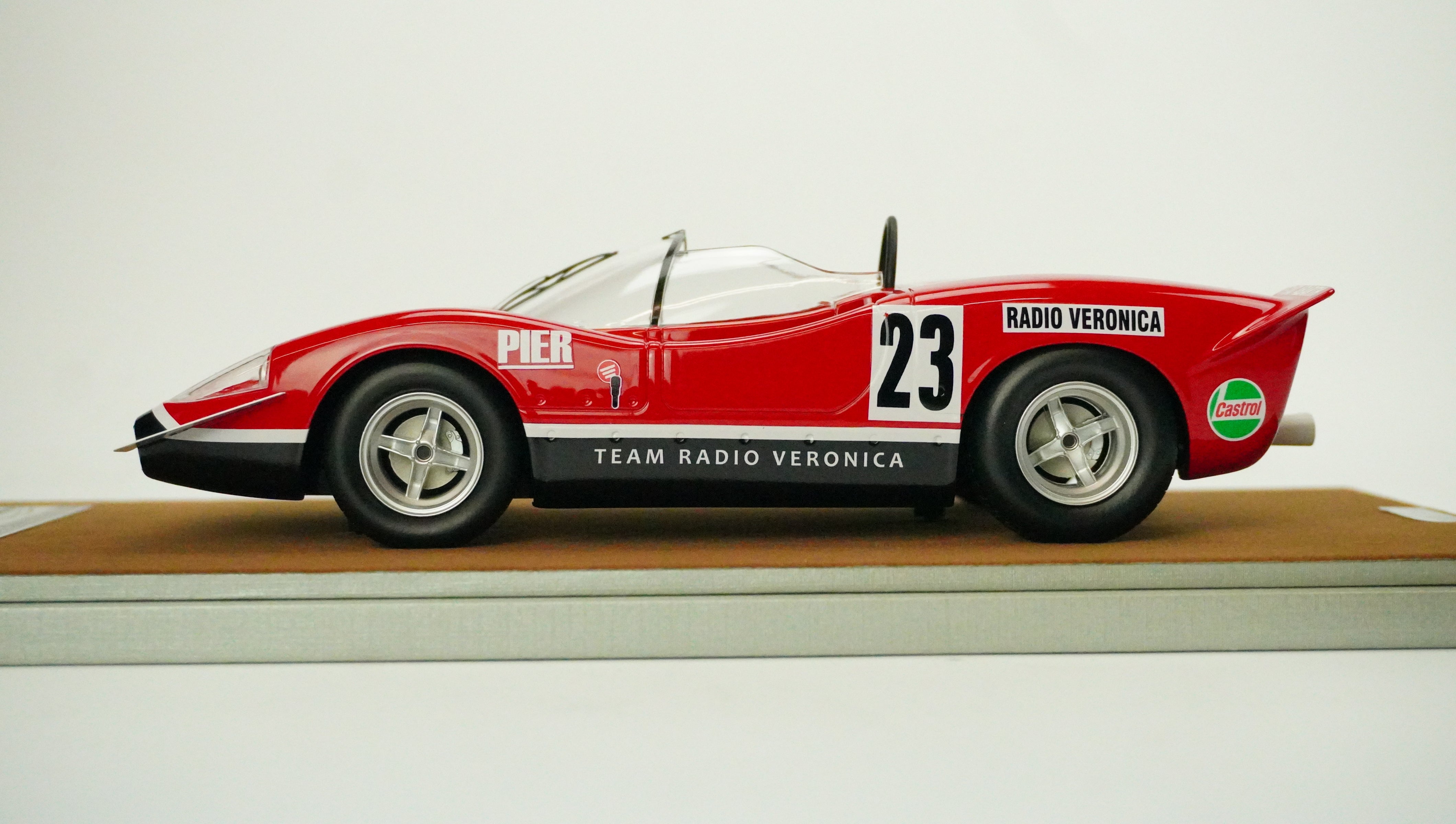 Fiat Abarth 2000S Racing No. 23 Limited (without box) 1:18