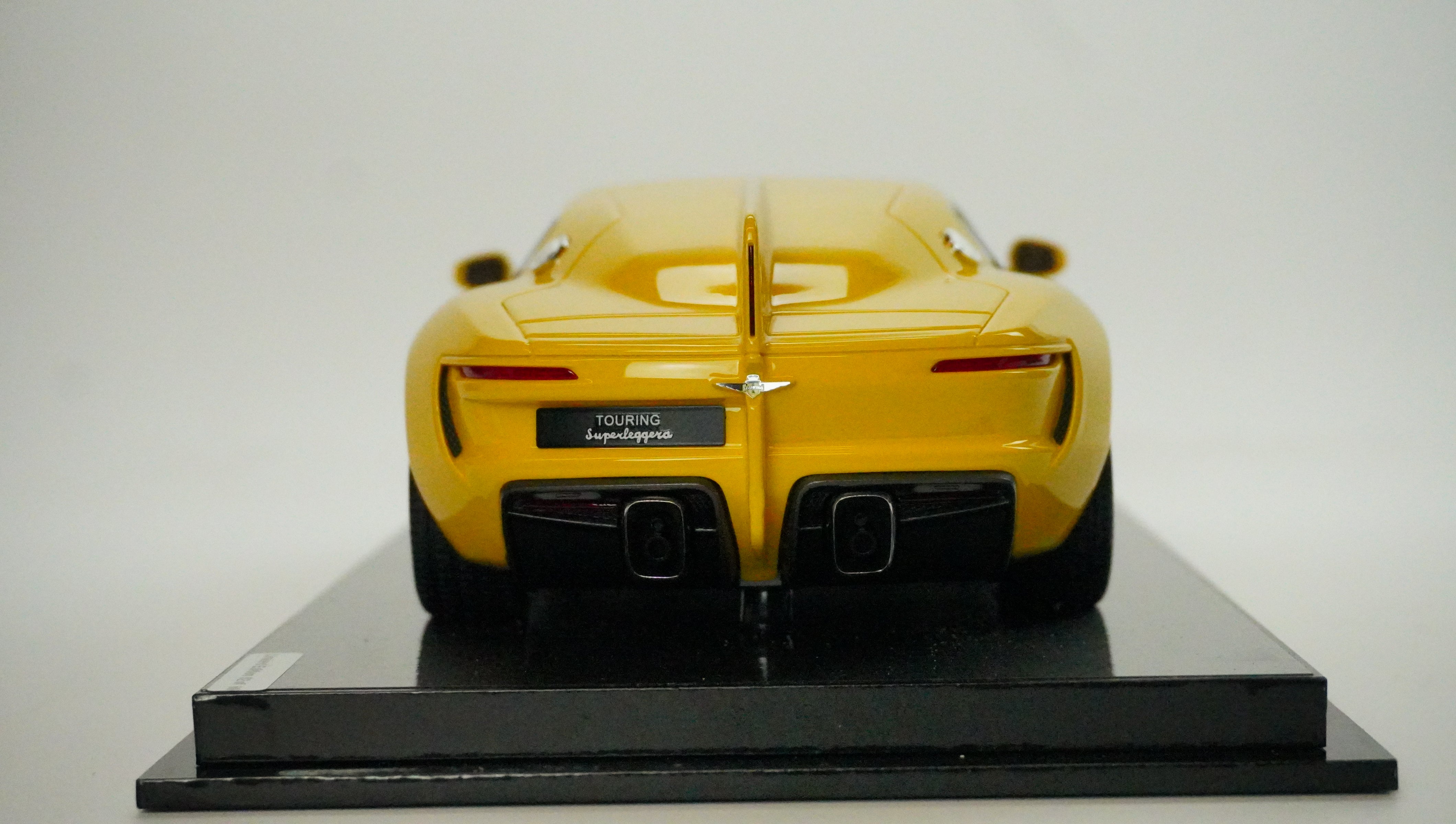 Touring Superleggera Aero-3 F12 Berlinetta Limited 2020 1:18