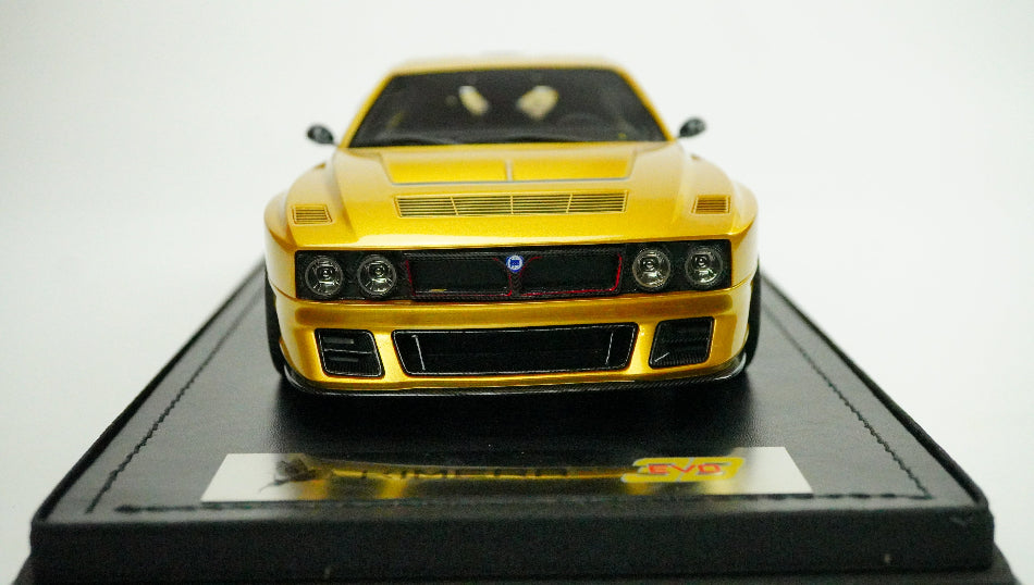 EVO Gelb Sammler Automodelle 1:18
