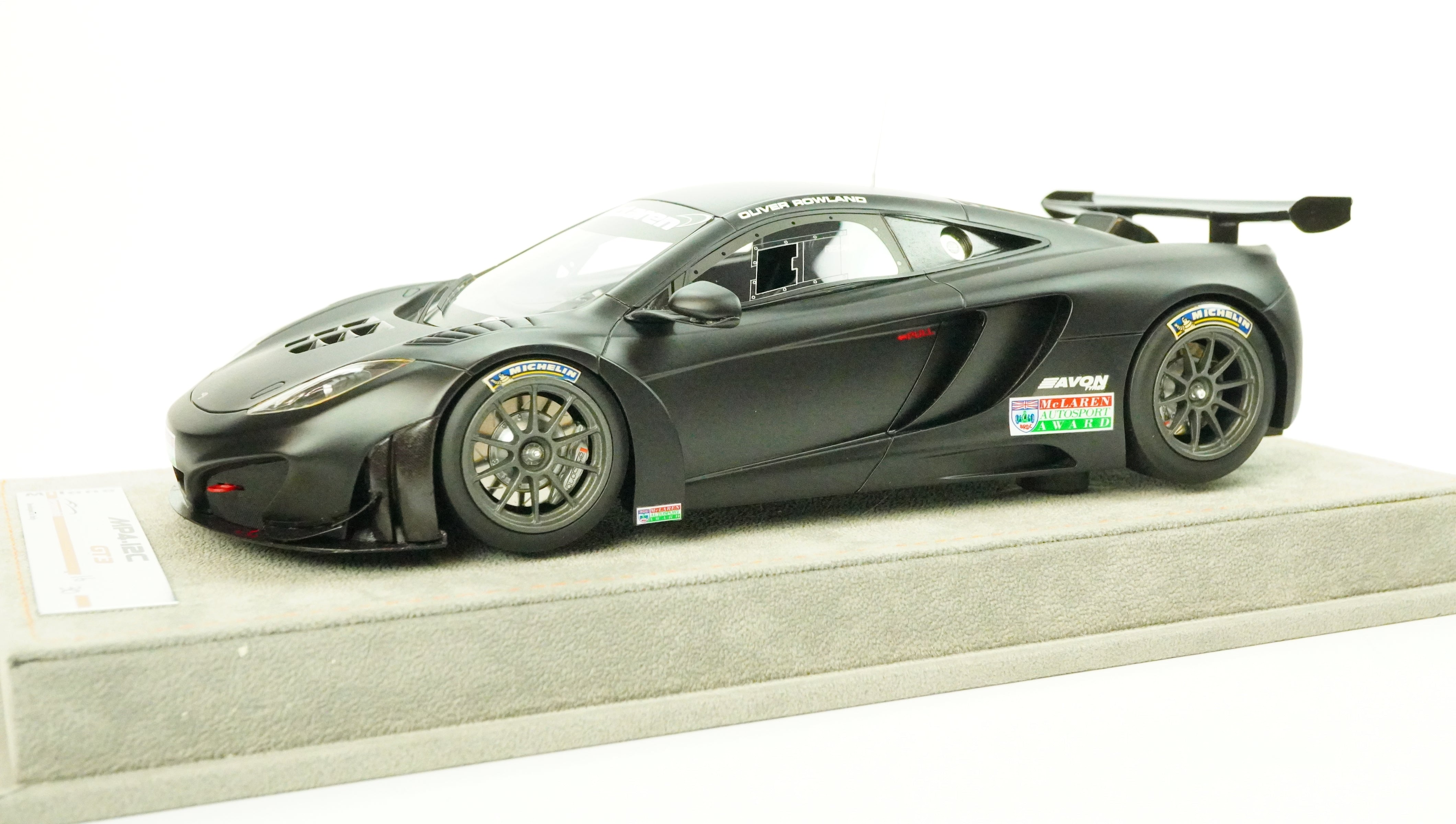 McLaren MP4-12C GT3 Limited (incl. Showcase) 1:18