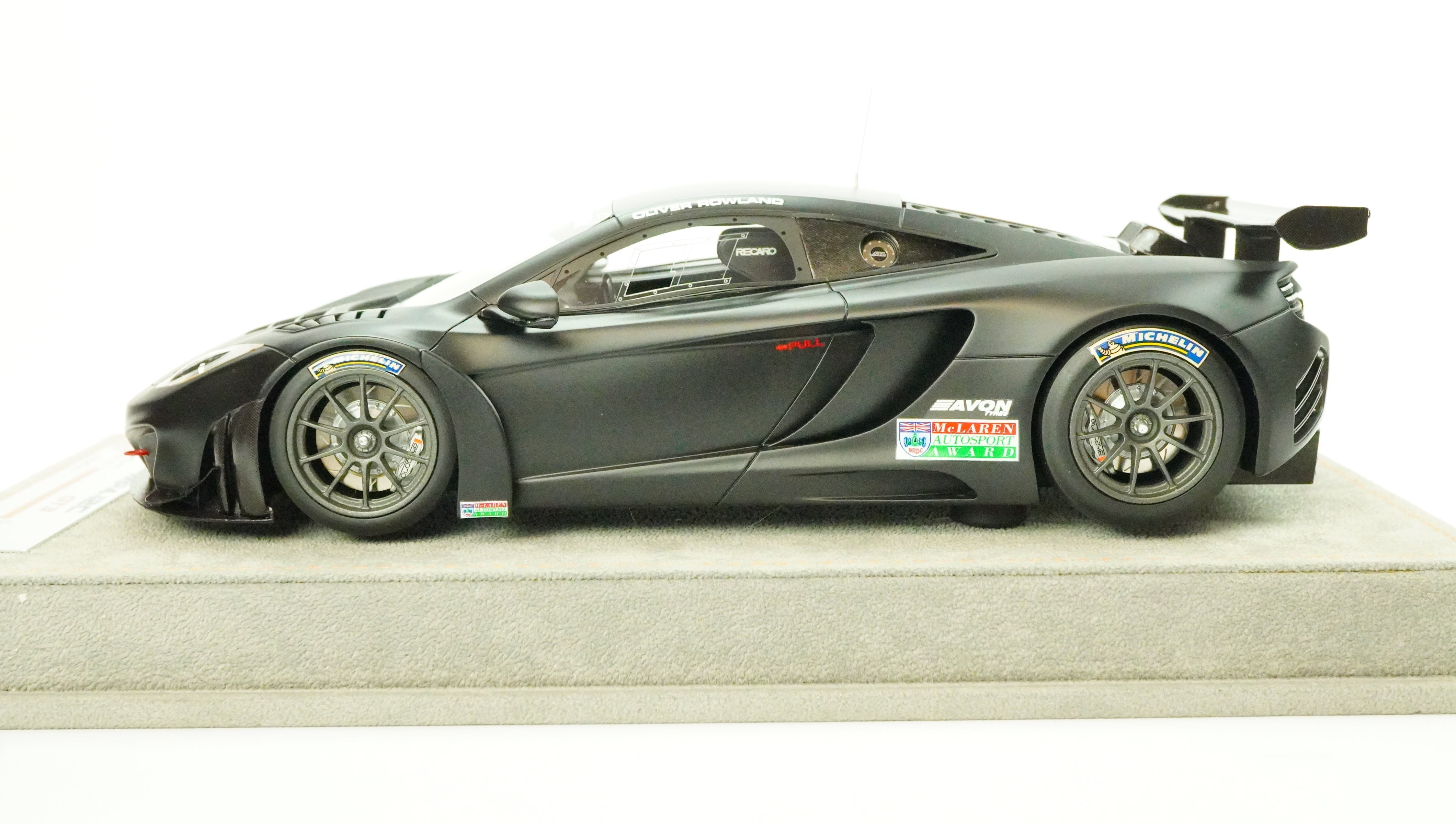 McLaren MP4-12C GT3 Limited (incl. Showcase) 1:18