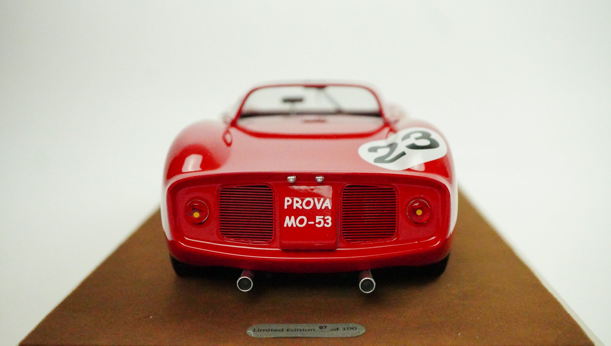 Rosso Ferrari 1:18 Red Hot