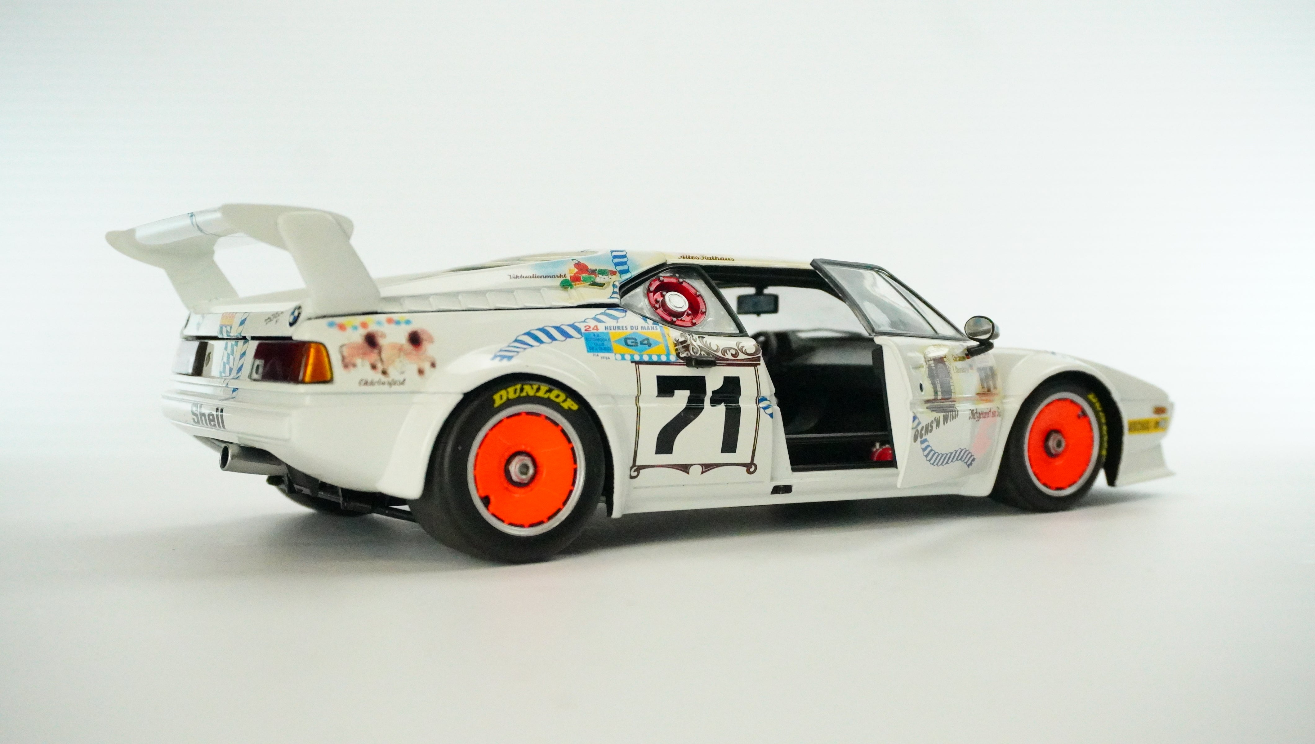 BMW M1 Le Mans Rally No. 71 1981 1:18