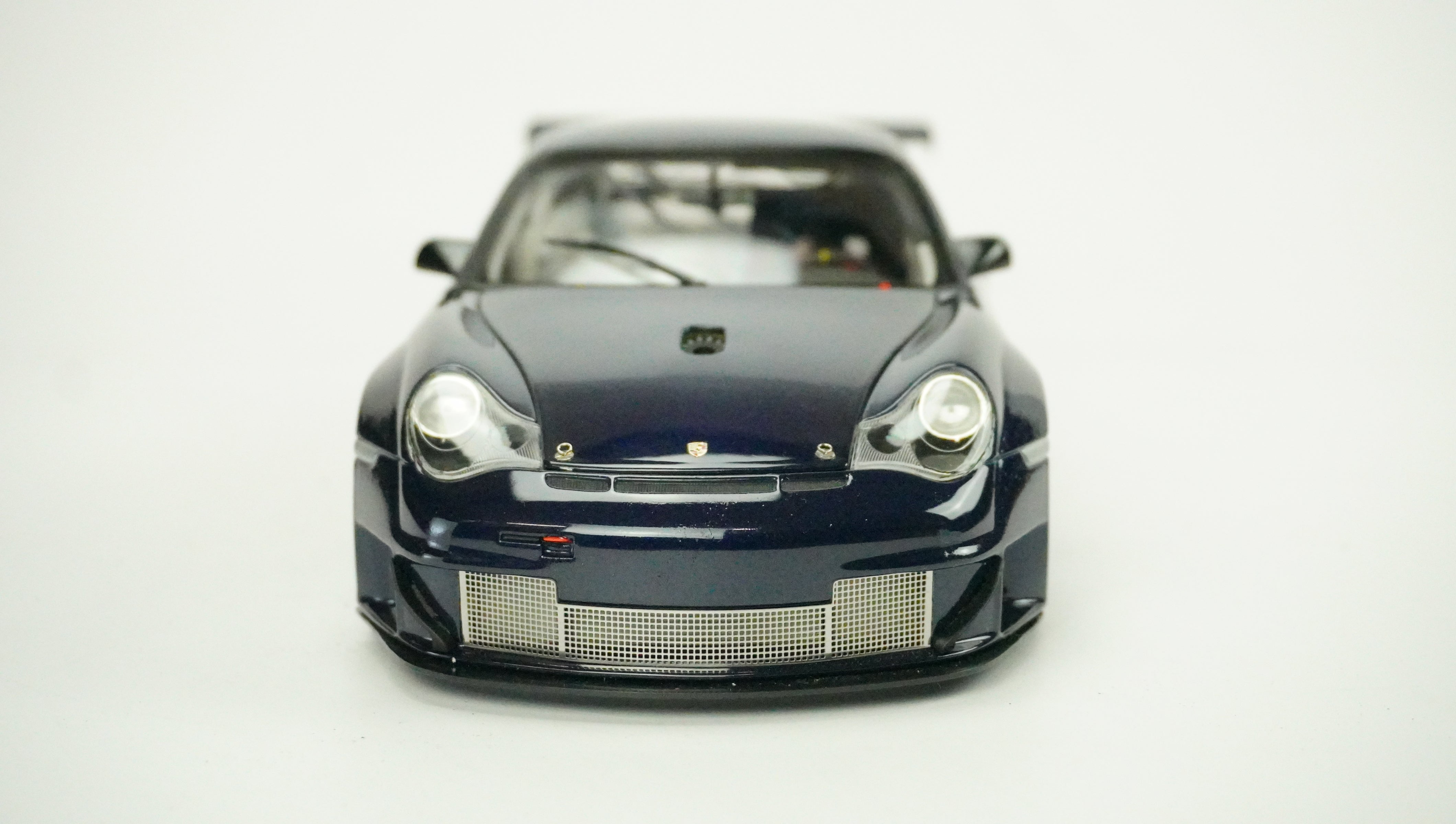 Porsche 911 GT3 RSR 2004 1:18