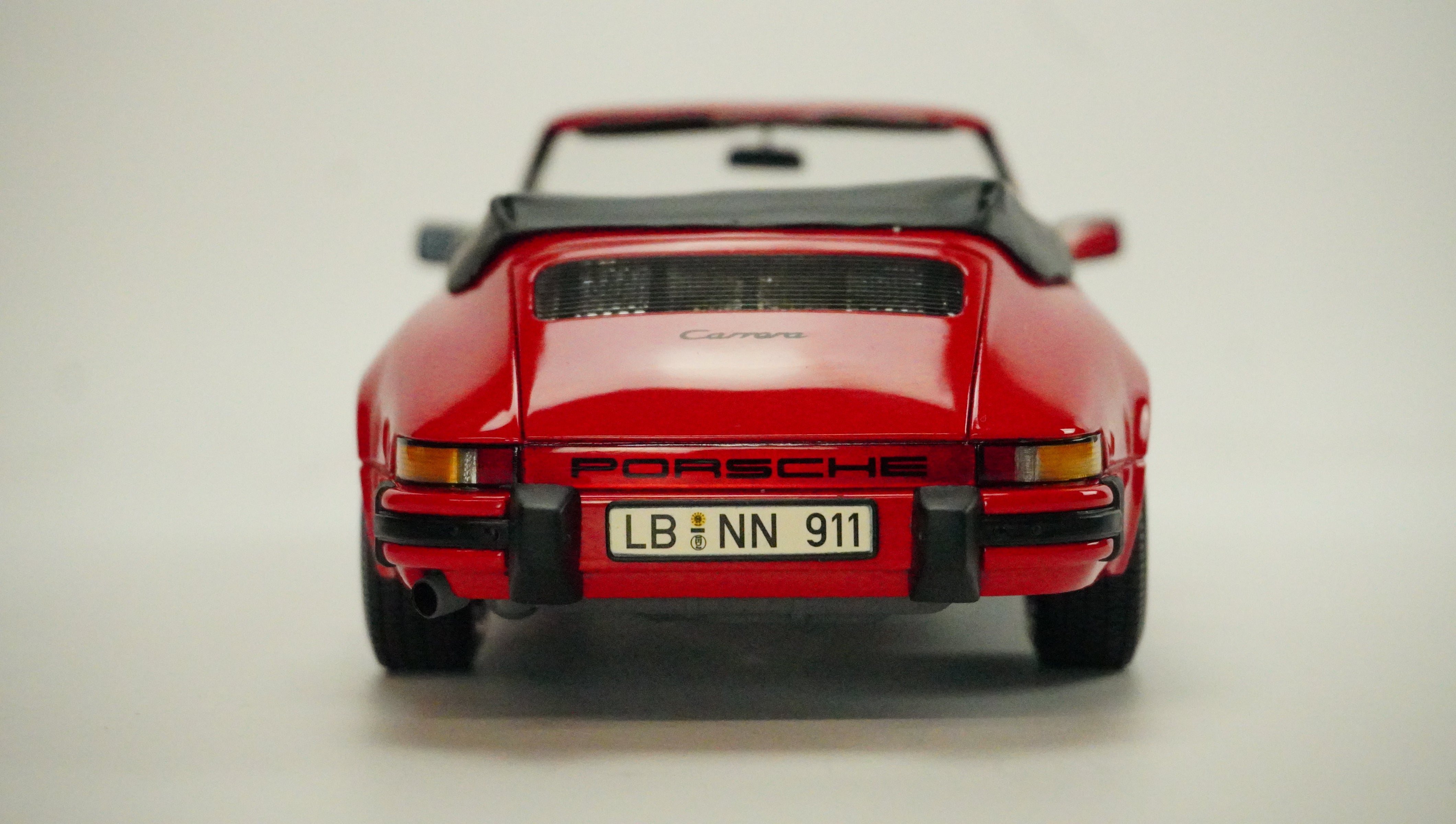 Porsche 911 Carrera Convertible Rarity 1983 1:18