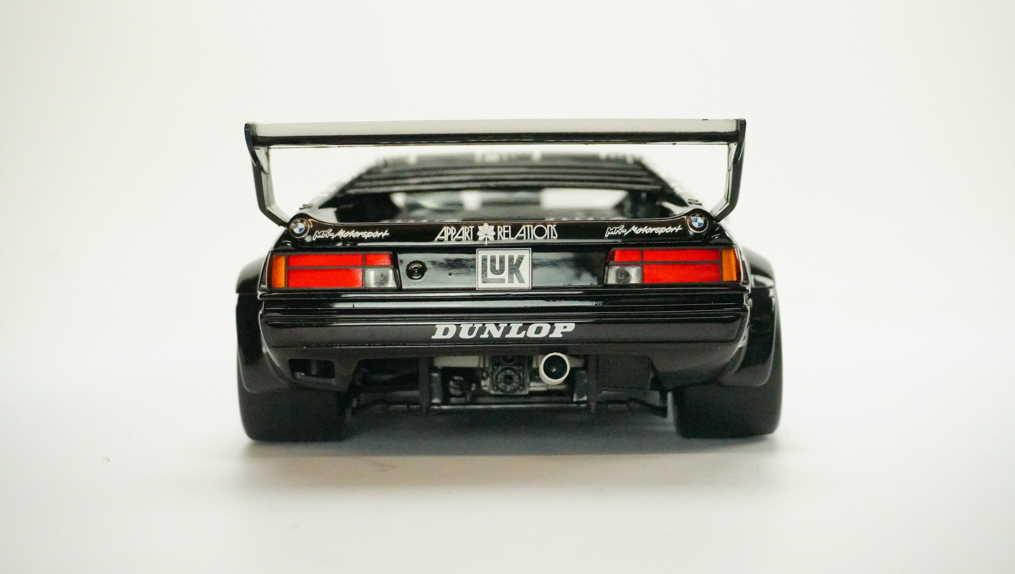 BMW M1 Rally No. 111 Limited 1986 1:18