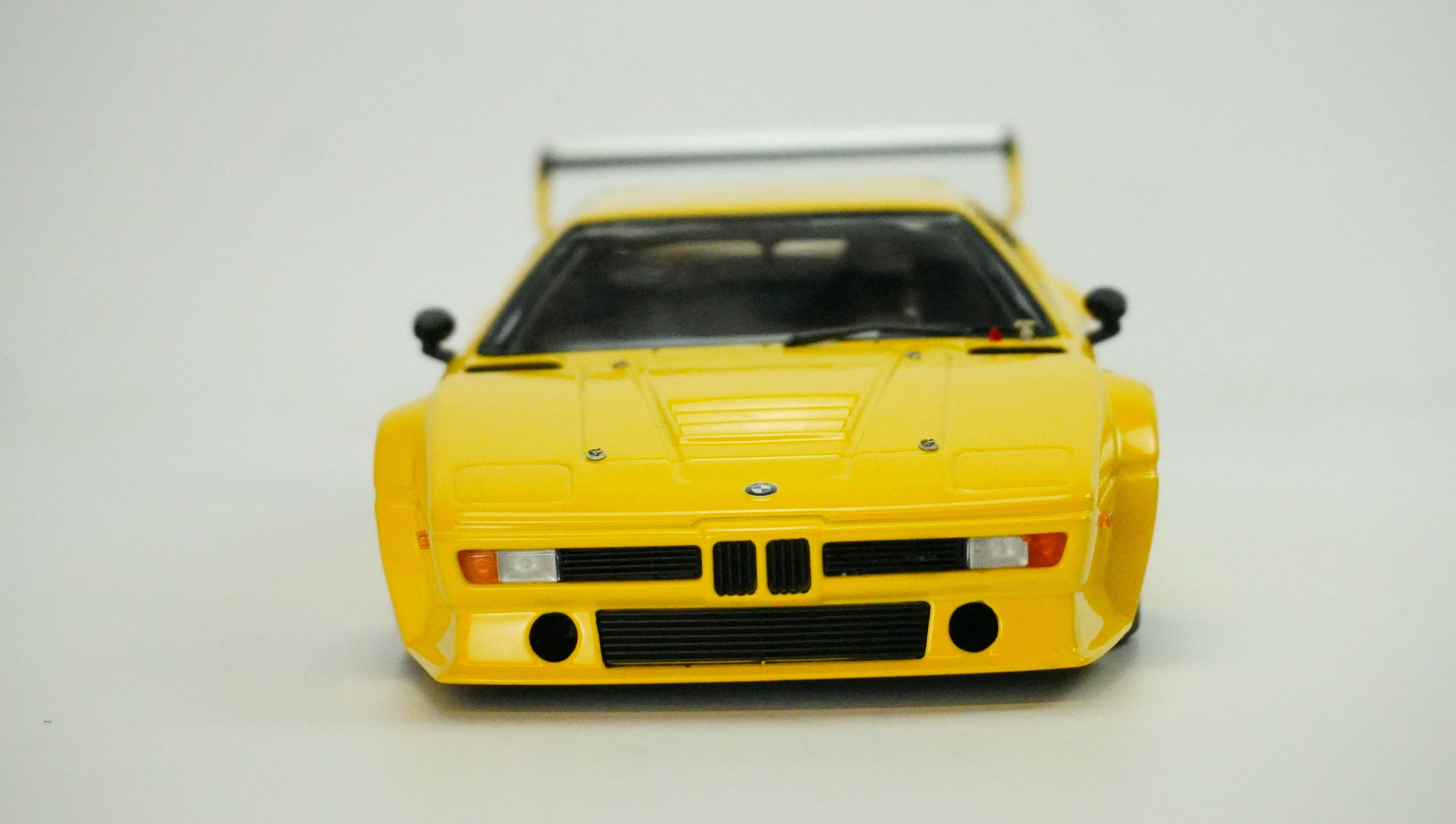 BMW M1 Procar Plain Body Version Limited 1979 1:18