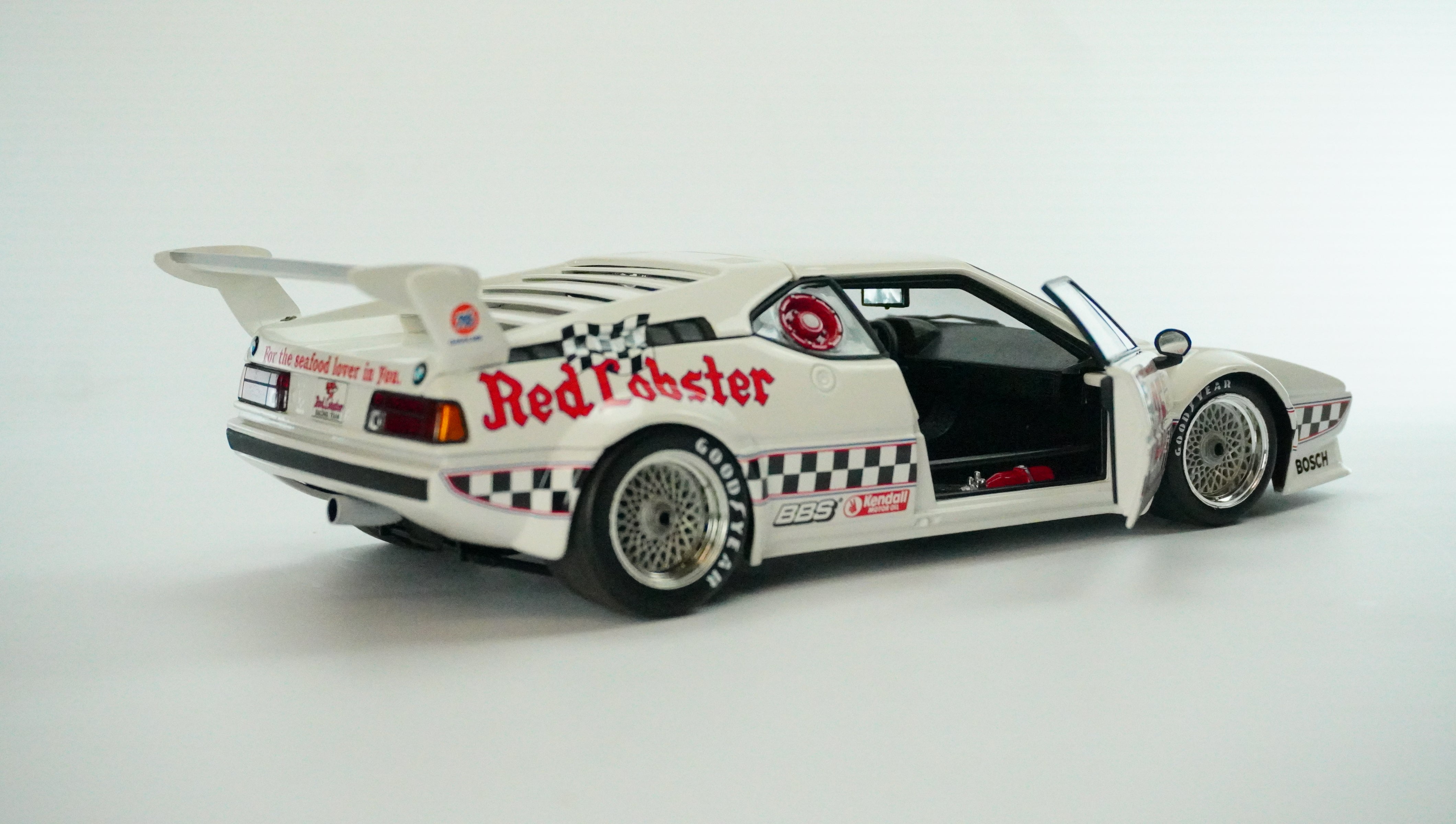 BMW M1 Racing No. 25 Limited 1981 1:18