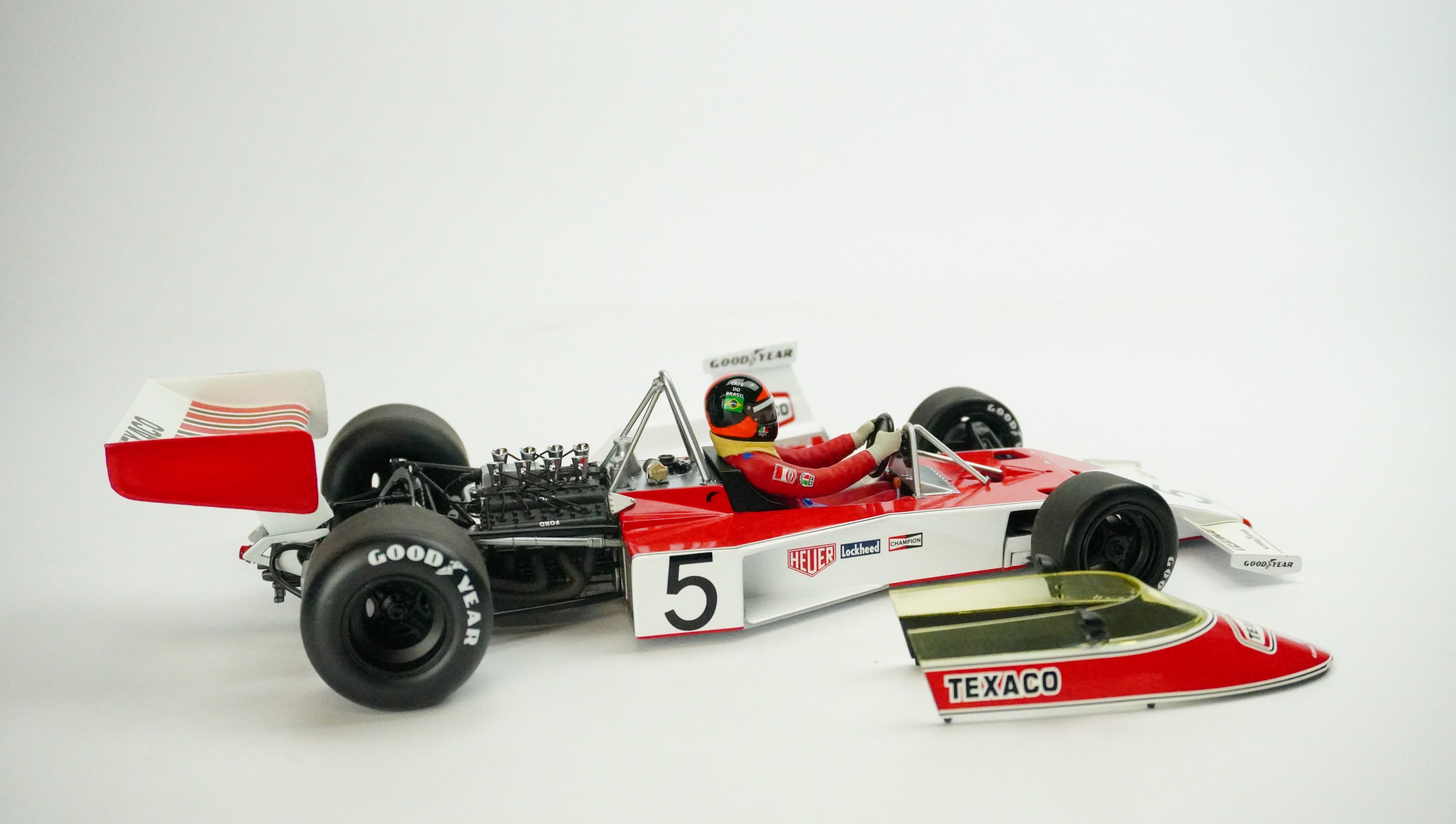 McLaren M23 Ford Emerson Fittipaldi (mit Fahrer) 1974 1:18