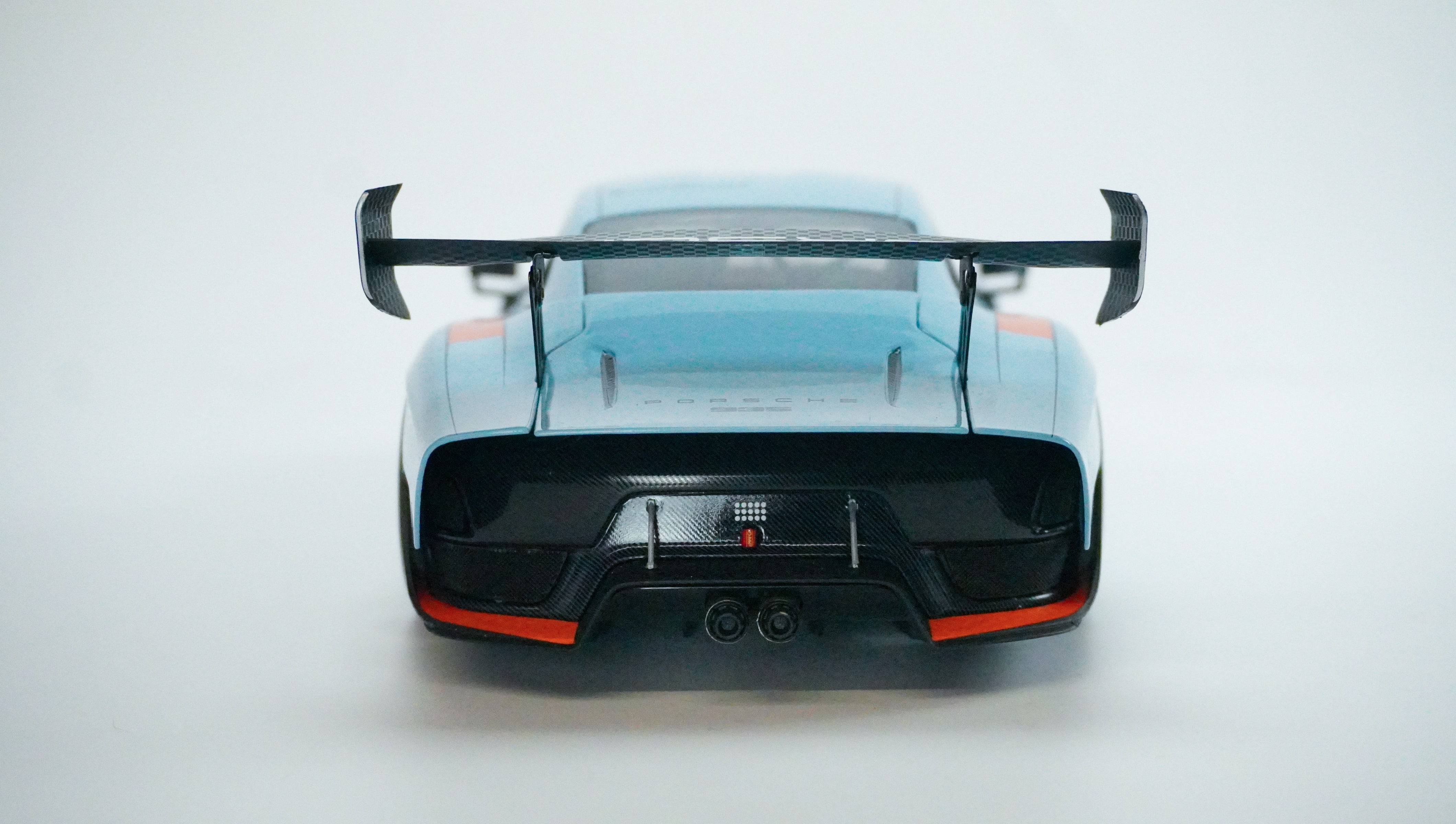 Porsche 935/19 Gulf Racing Limited 2019 1:18