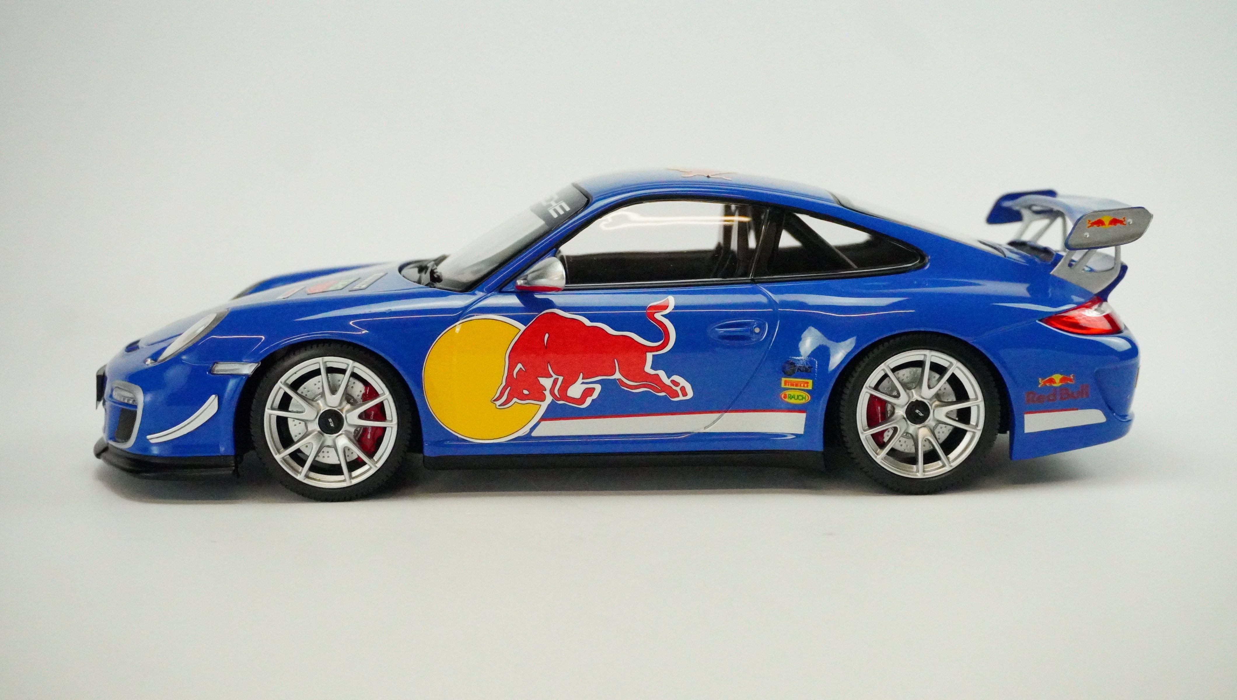 Porsche 911 GT3 RS 4.0 Red Bull Rarity 1:18