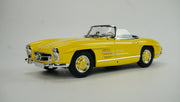 Mercedes Benz 300 SL Roadster (inkl. 2 Koffer) 1957 1:18