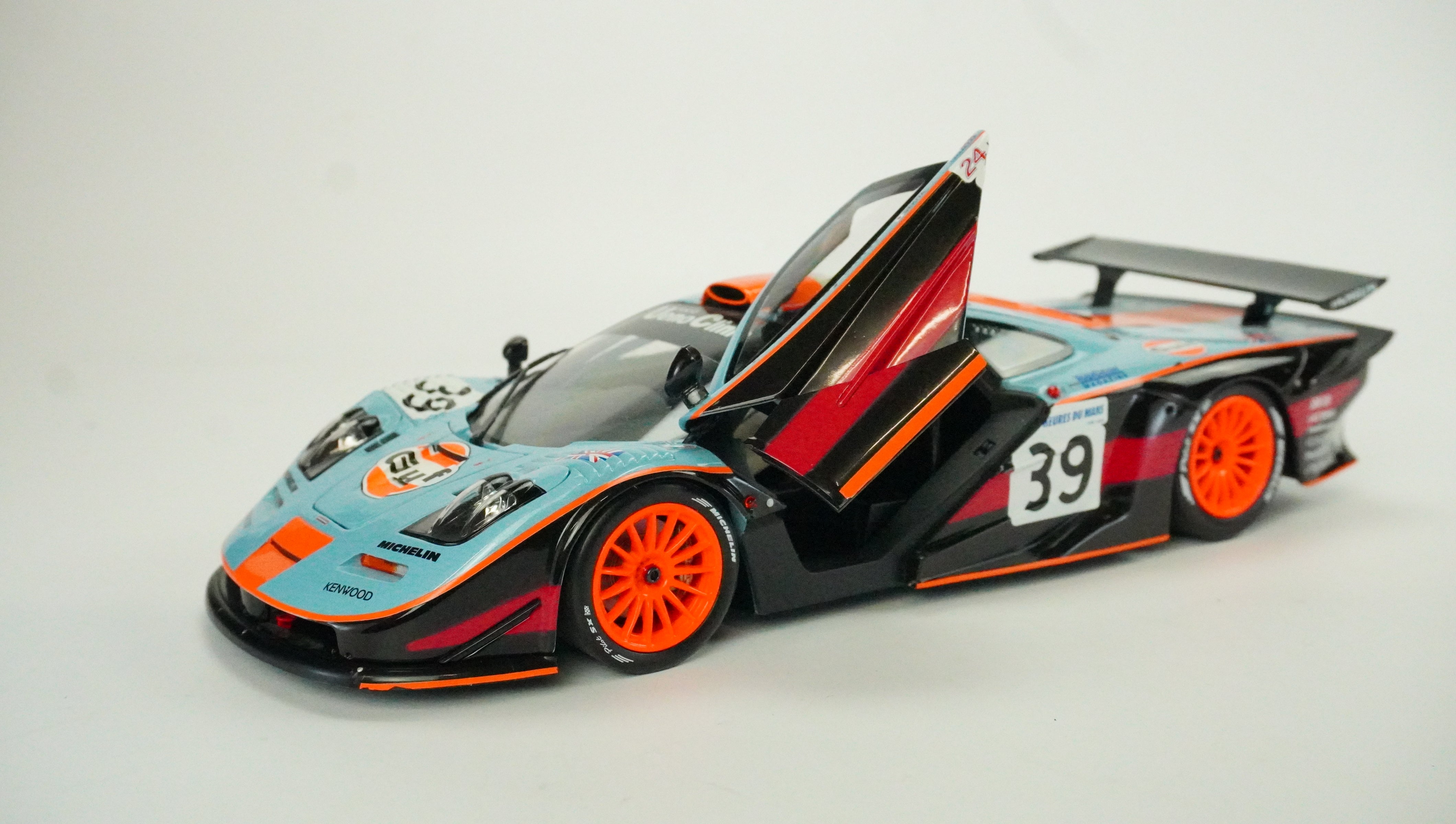 McLaren F1 GTR Gulf Racing Nr.39 (ohne Box) 1997 1:18