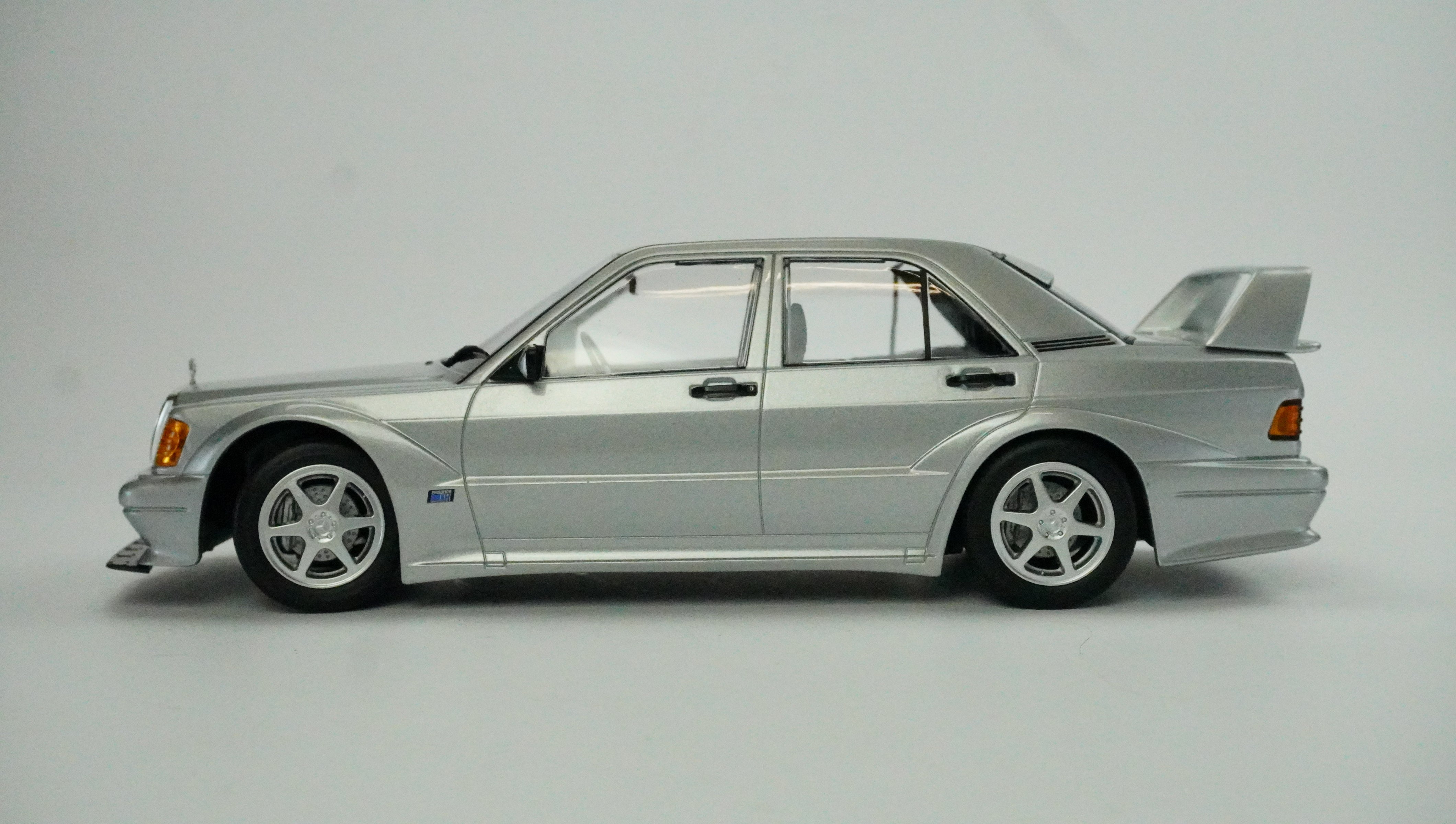Mercedes Benz 190E 2.5 Evo2 1990 Limited 1:18