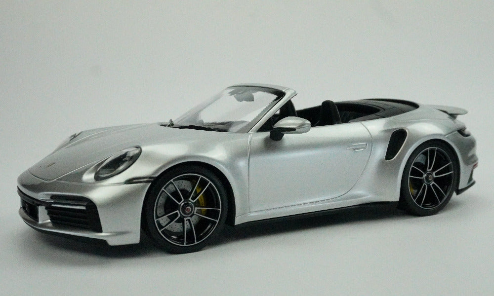 Porsche 911 Turbo S Cabrio 