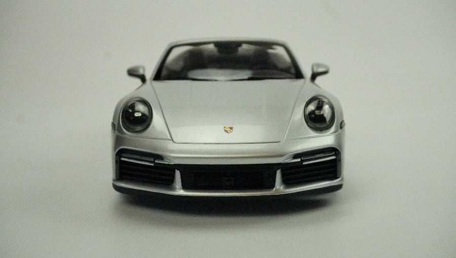 Porsche 911 Silber New Viral 