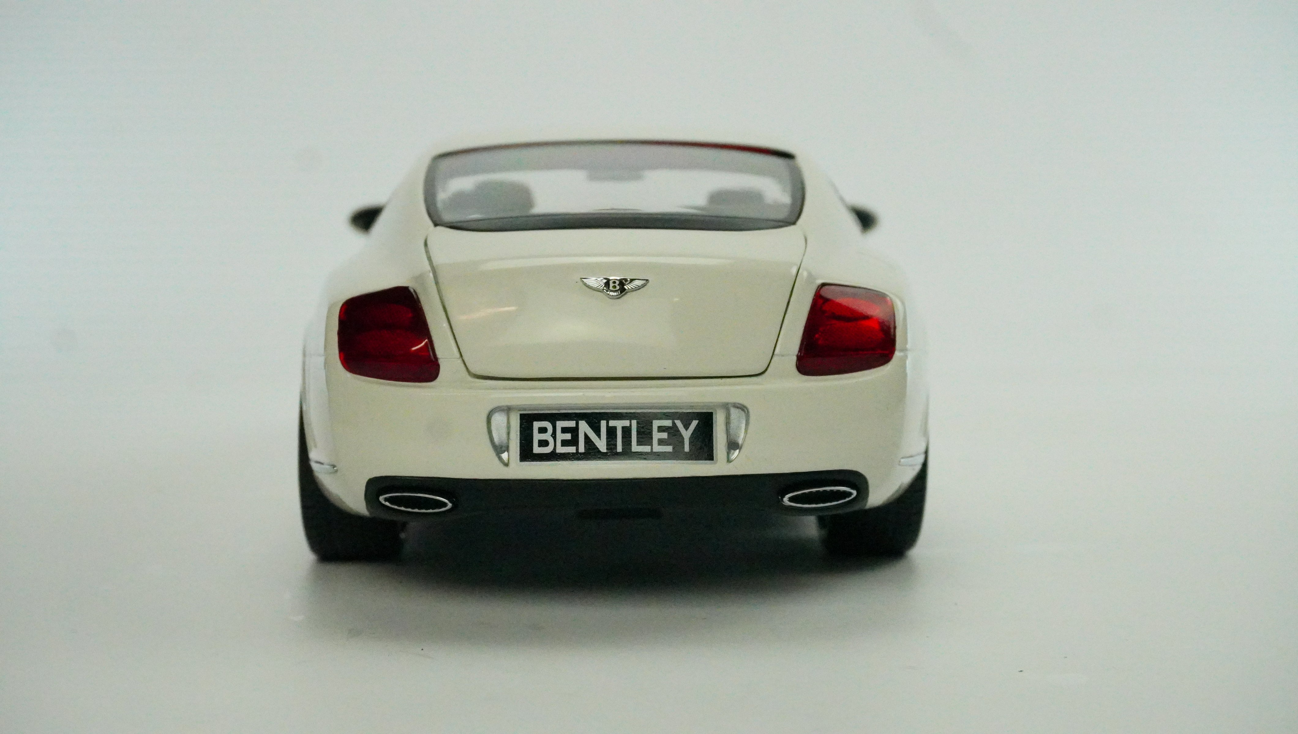 Bentley Continental GT 2008 1:18