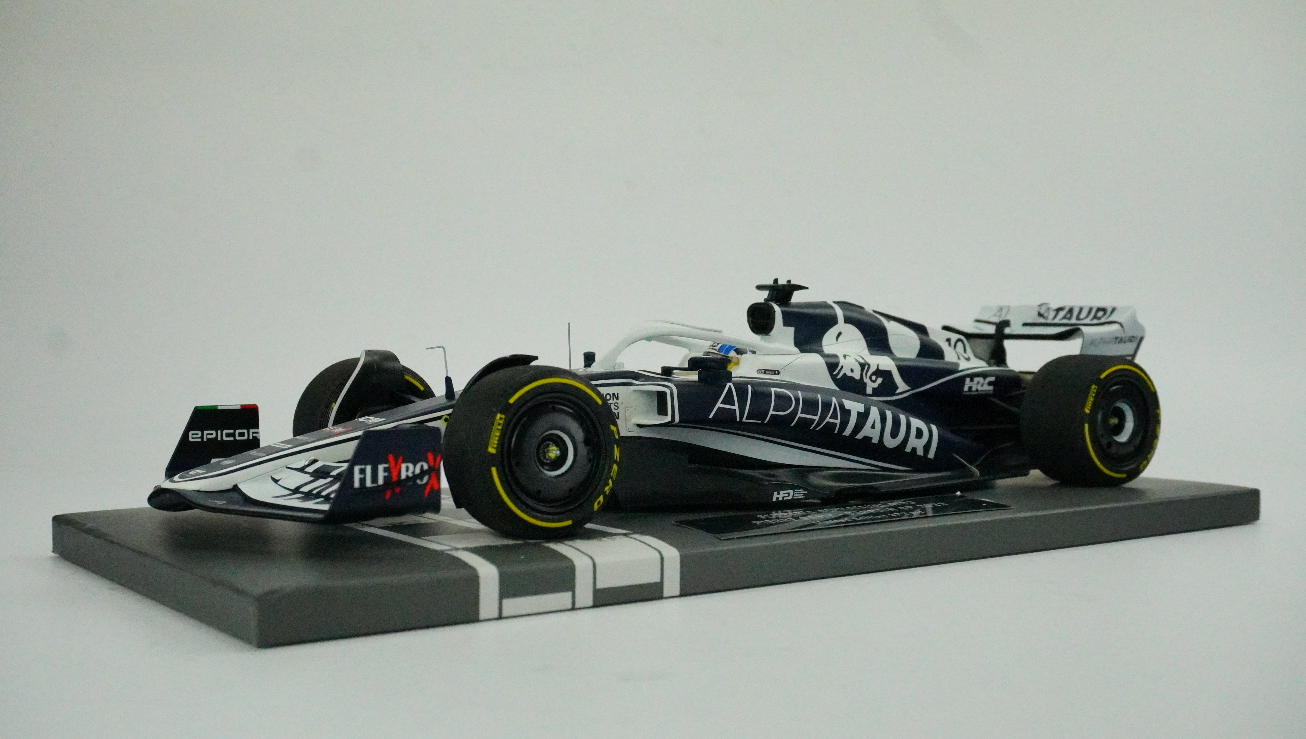 Alphatauri AT03 "Pierre Gasly" Limited 2022 1:18