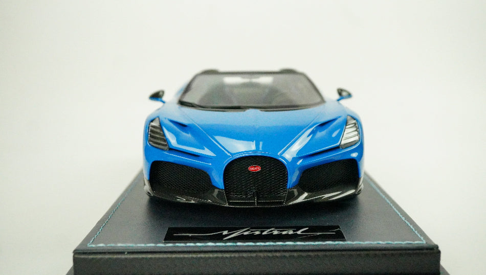 Bugatti Mistral W16 Spider  1:18