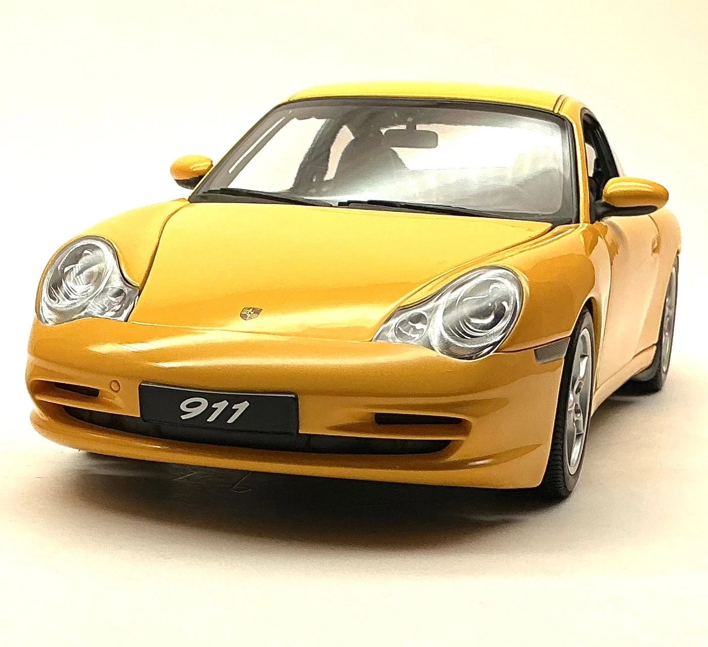 Porsche 911 Coupe New Hot