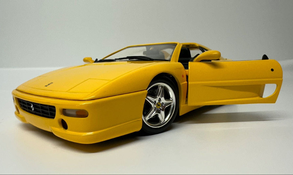 Ferrari F355 gelb neu 1:18